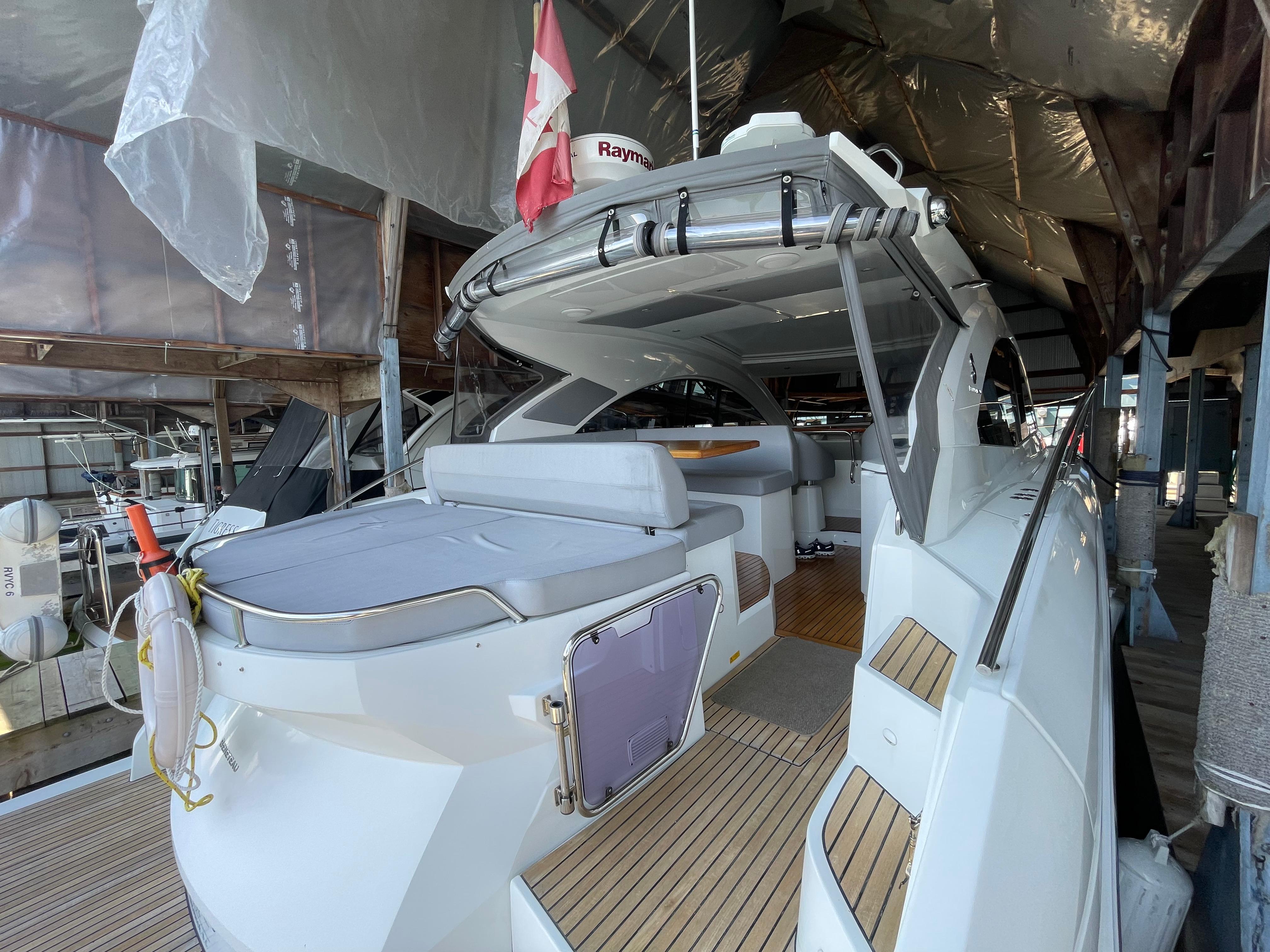 Yacht Photos Pics