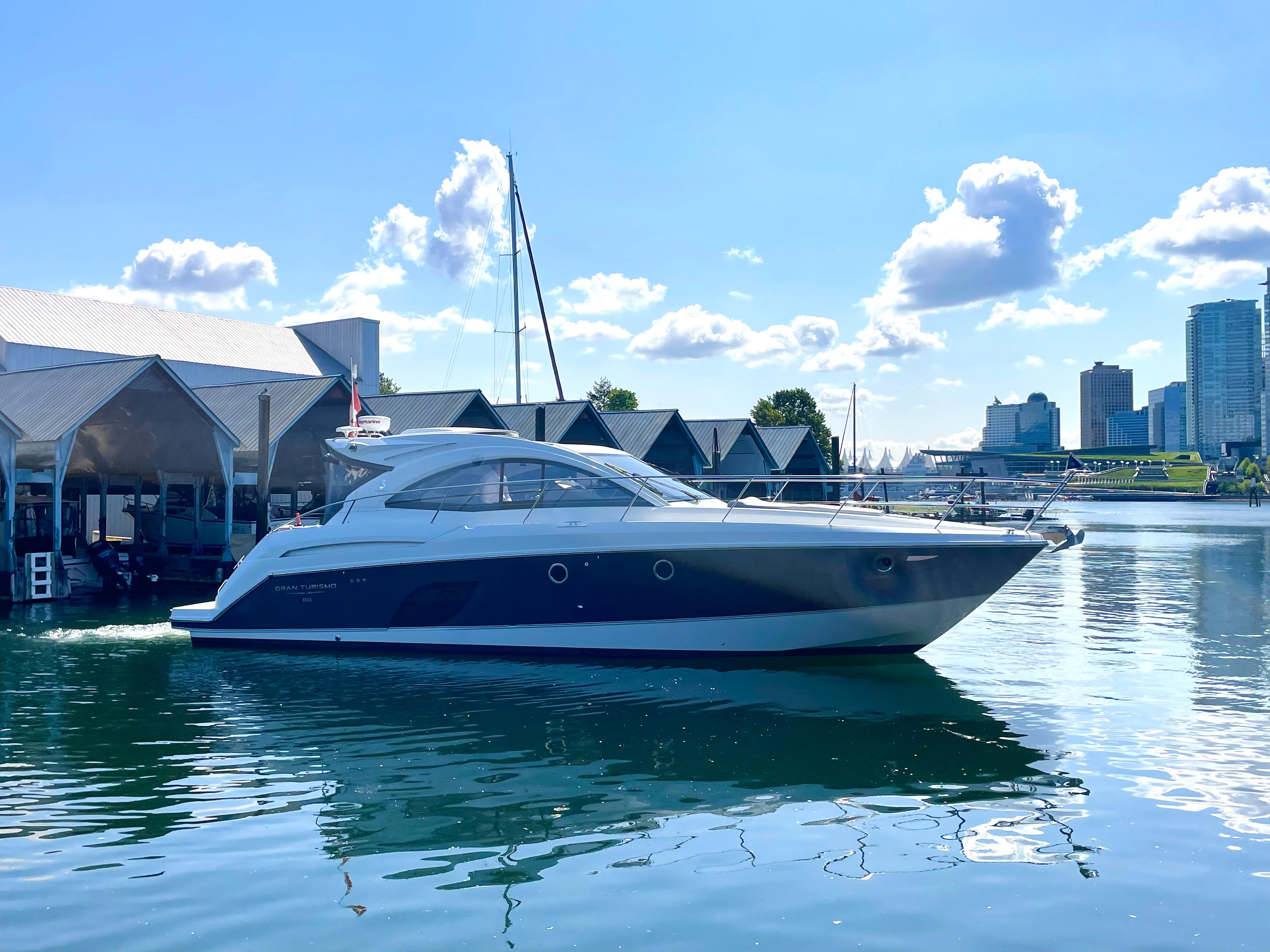 Yacht Photos Pics