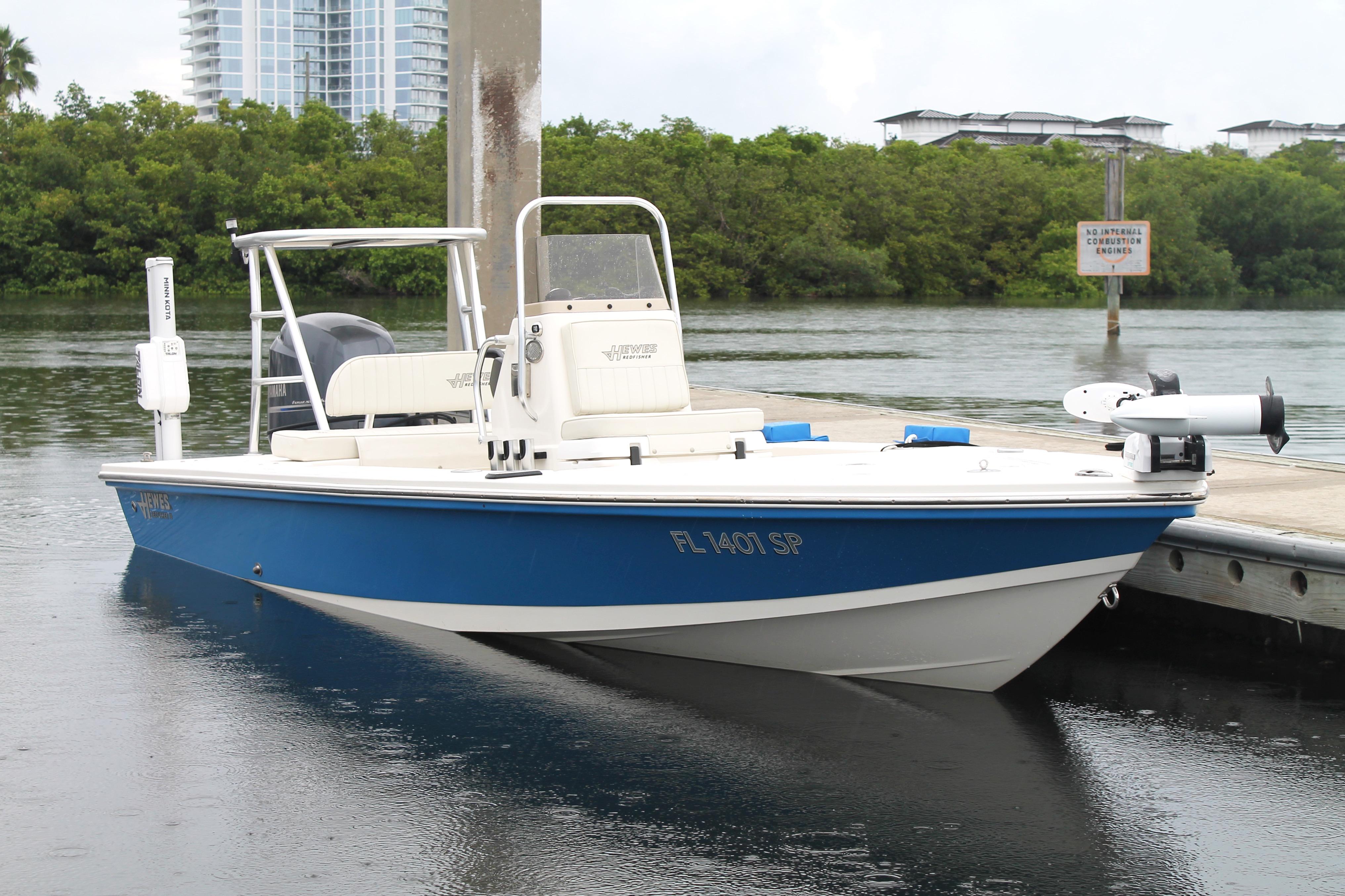2014 Hewes Redfisher 18