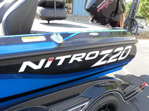 2022 Nitro boat for sale, model of the boat is Z20 Pro & Image # 7 of 23