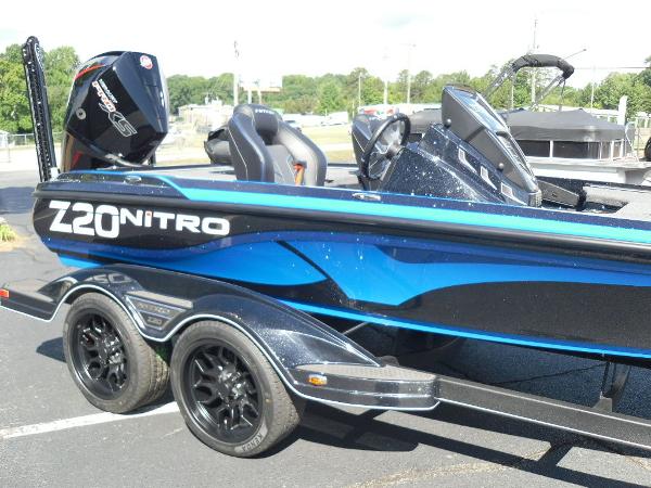 2022 Nitro boat for sale, model of the boat is Z20 Pro & Image # 10 of 23