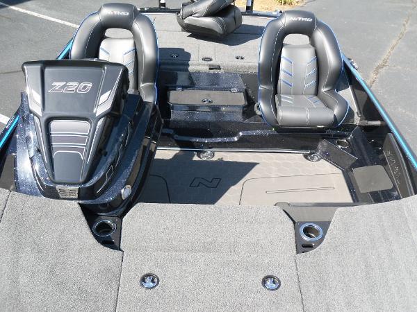 2022 Nitro boat for sale, model of the boat is Z20 Pro & Image # 21 of 23