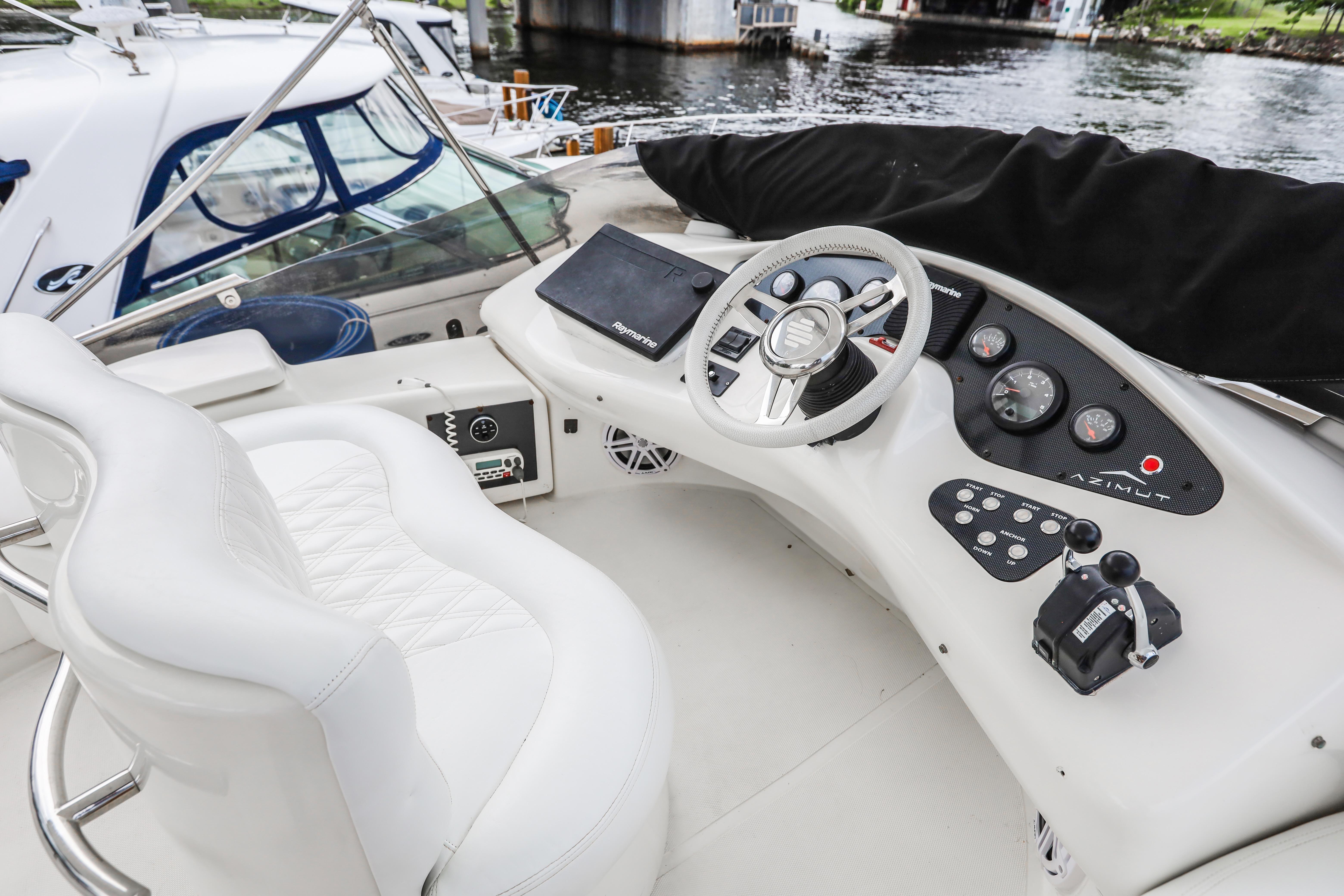 2000 Azimut