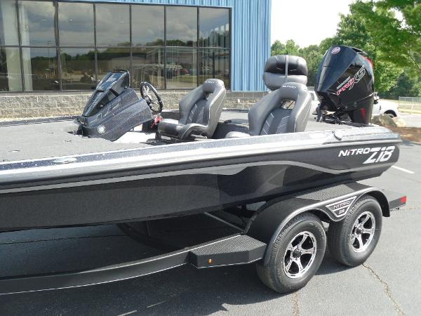 2022 Nitro boat for sale, model of the boat is Z18 Pro & Image # 4 of 28
