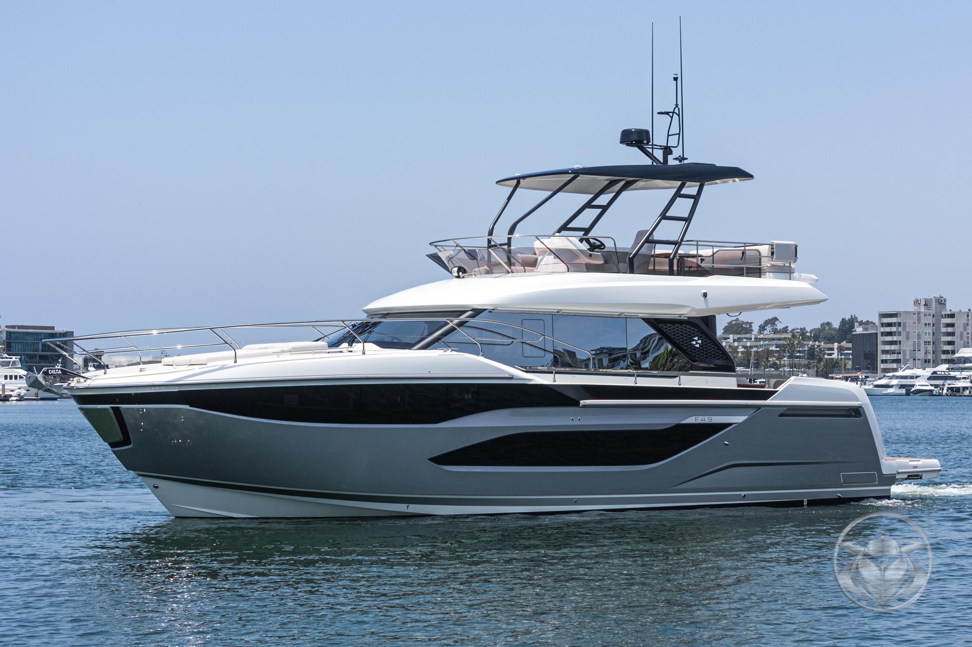 2025 Prestige F4.9 #PR042B primary image