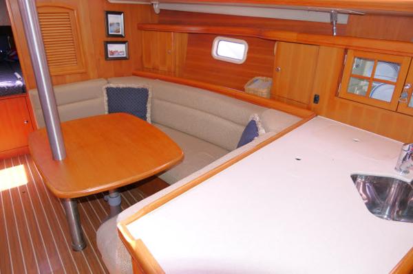 36' Hunter, Listing Number 100917373, Image No. 7