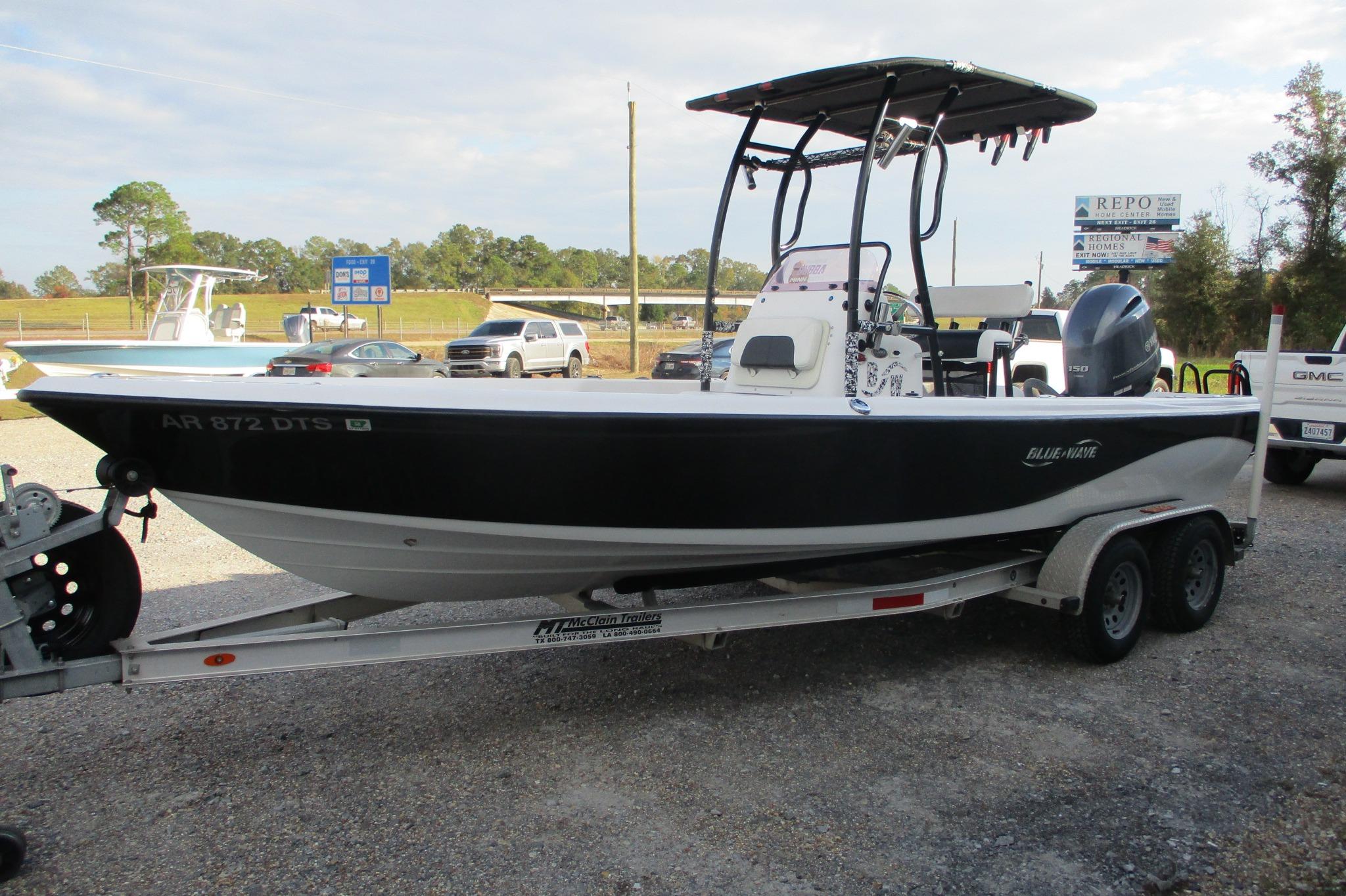 2019 Blue Wave 2200 SL BAY-3