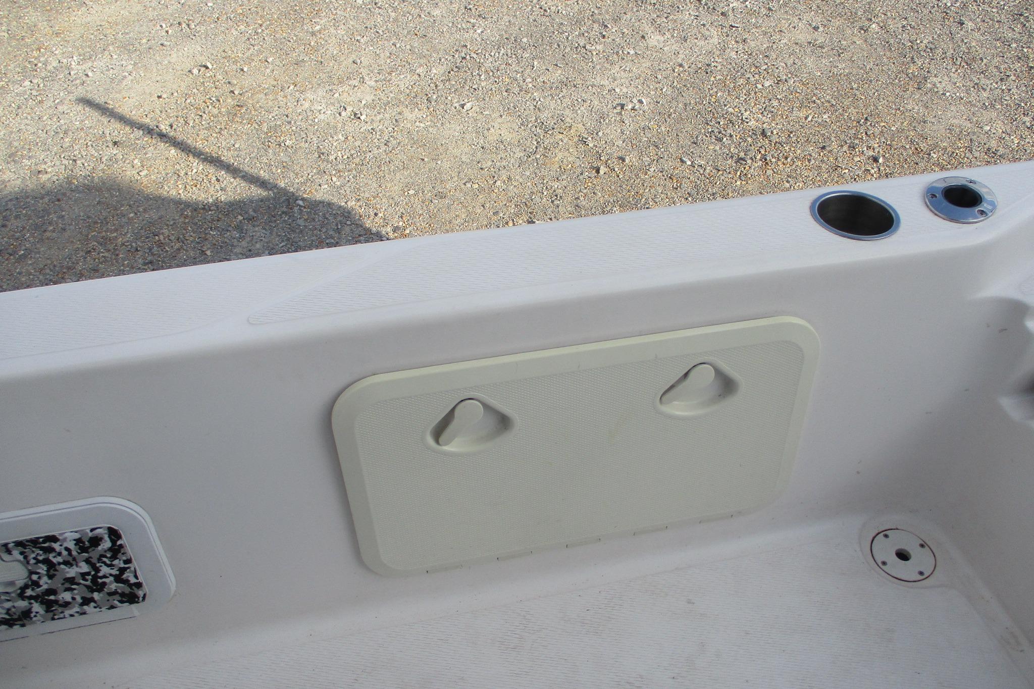 2019 Blue Wave 2200 SL BAY-11