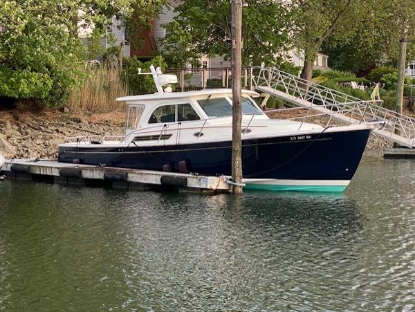 Photo of 2018 Back Cove 37'