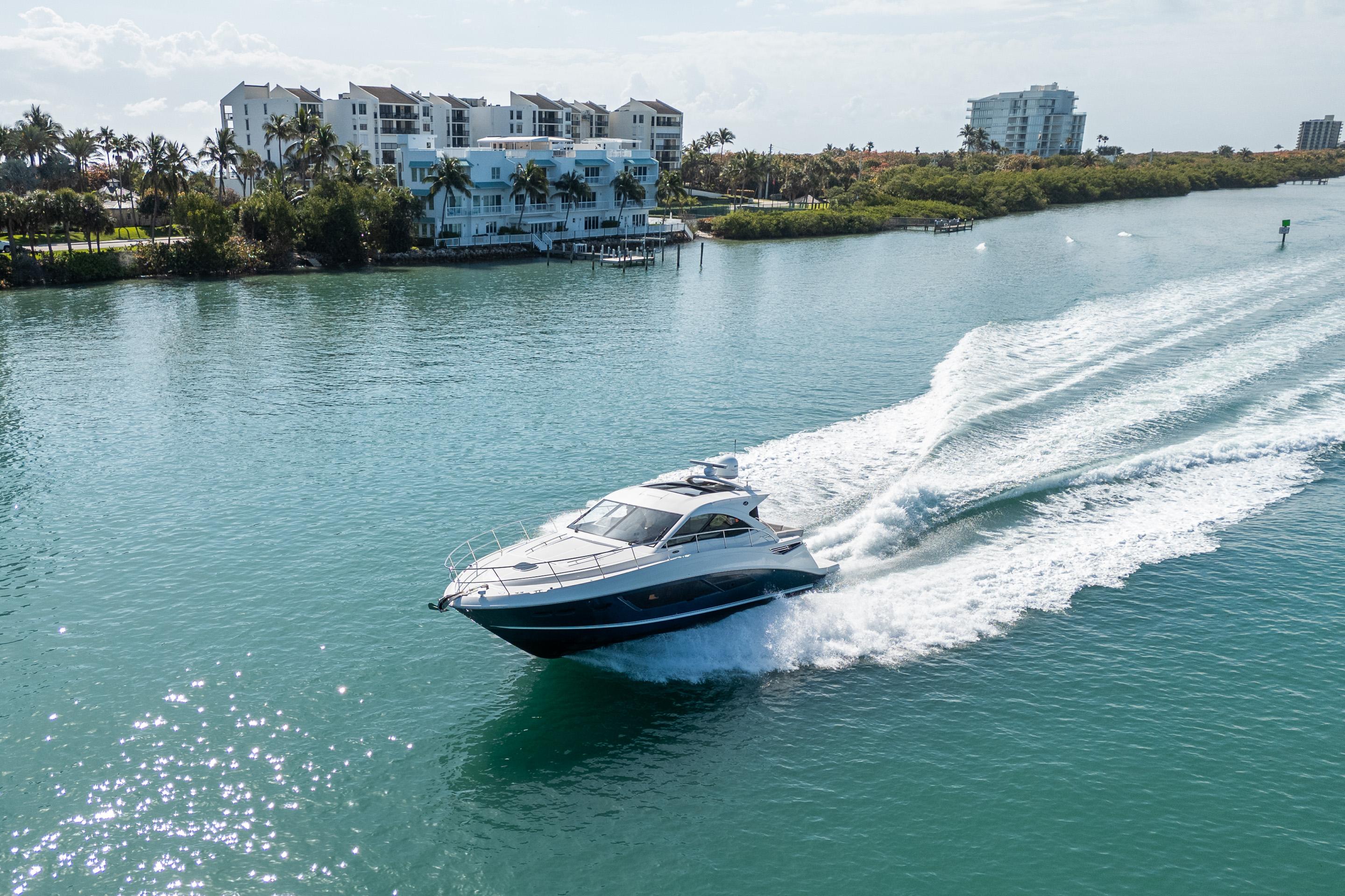2015-sea-ray-510-sundancer-power-9758630-20250414131137715-1_XLARGE