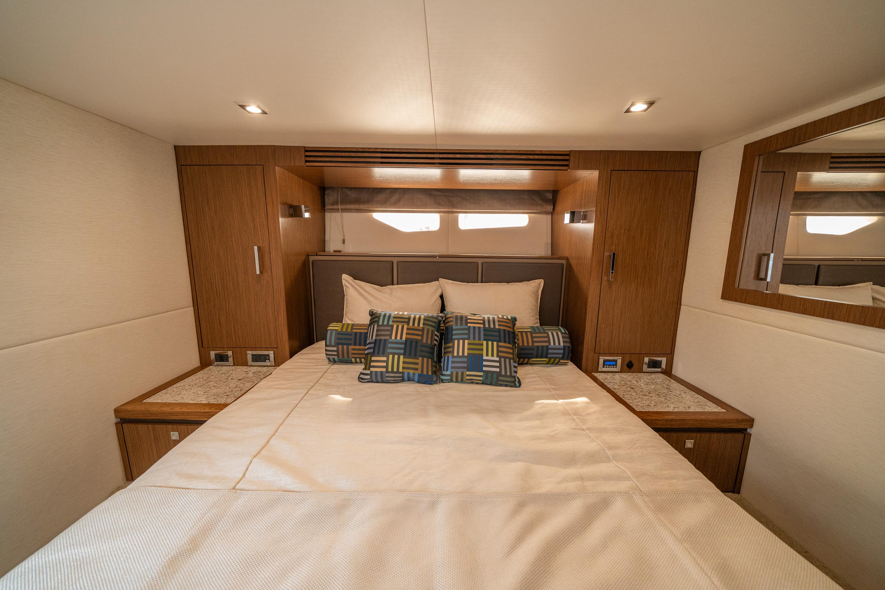 2015-sea-ray-510-sundancer-power-9758630-20250414131216877-1_XLARGE