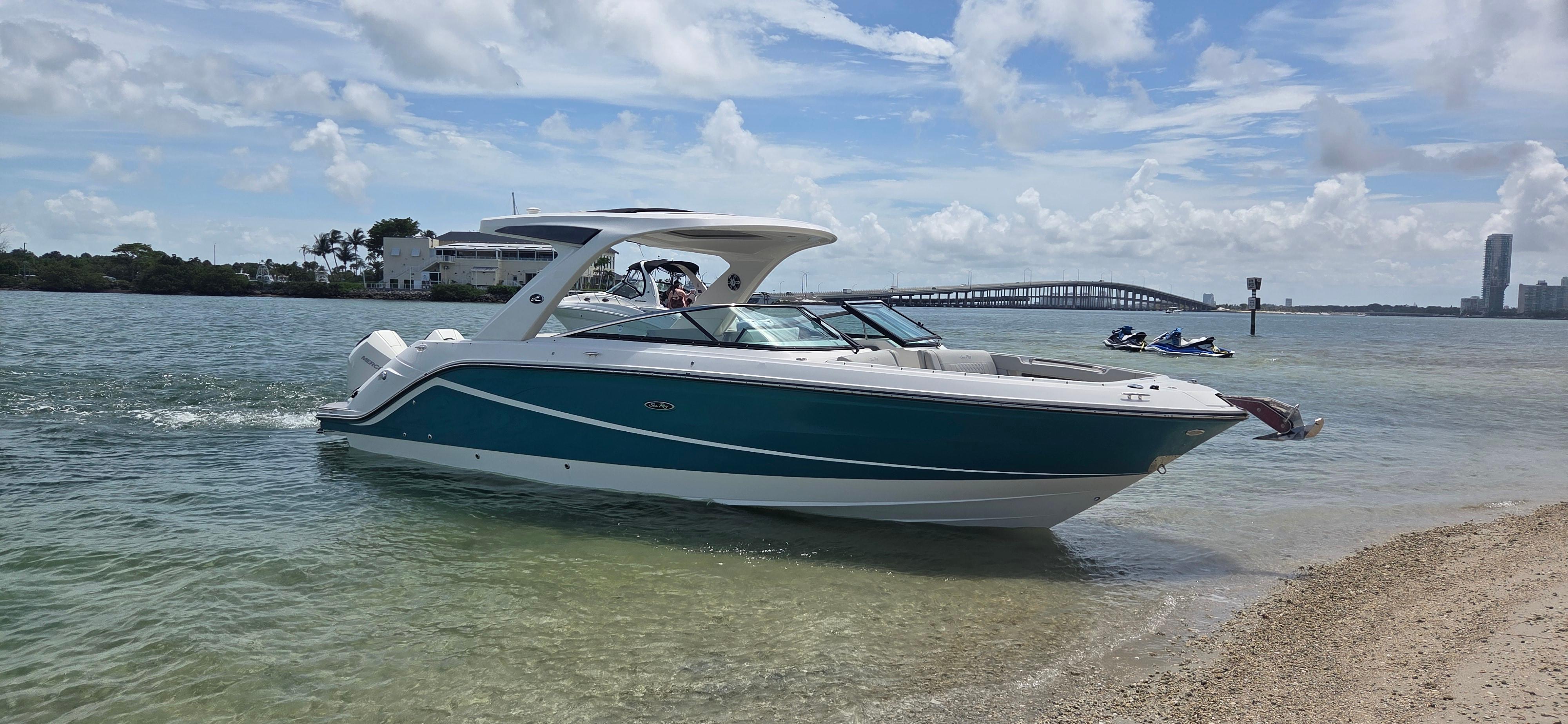 32 ft Sea Ray 2020