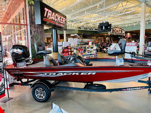 2022 Tracker Boats boat for sale, model of the boat is Pro Team 175 TXW & Image # 1 of 46