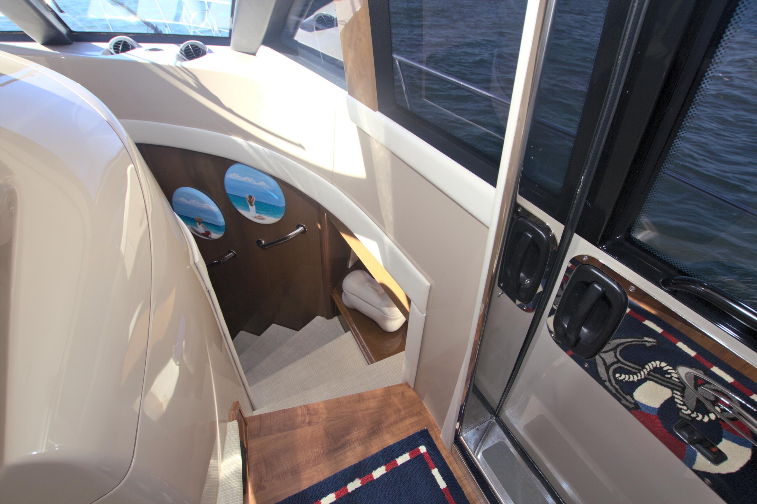 Wine Knot Yacht for Sale 56 Carver Yachts Palmetto, FL Denison