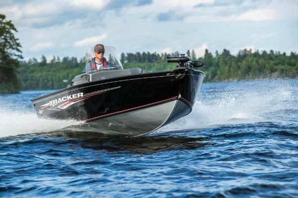 2020 Tracker Boats boat for sale, model of the boat is Pro Guide V-16 SC & Image # 4 of 47