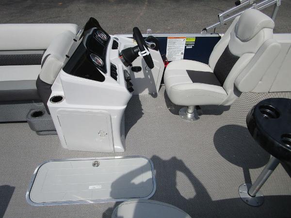 2021 Godfrey Pontoon boat for sale, model of the boat is SW 2286 SFL Sport Tube 27 in. & Image # 16 of 33