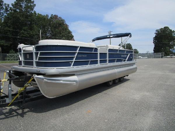 2021 Godfrey Pontoon boat for sale, model of the boat is SW 2286 SFL Sport Tube 27 in. & Image # 25 of 33
