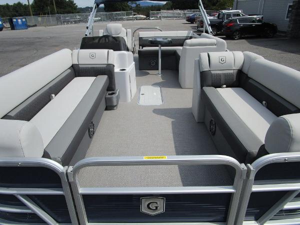 2021 Godfrey Pontoon boat for sale, model of the boat is SW 2286 SFL Sport Tube 27 in. & Image # 26 of 33