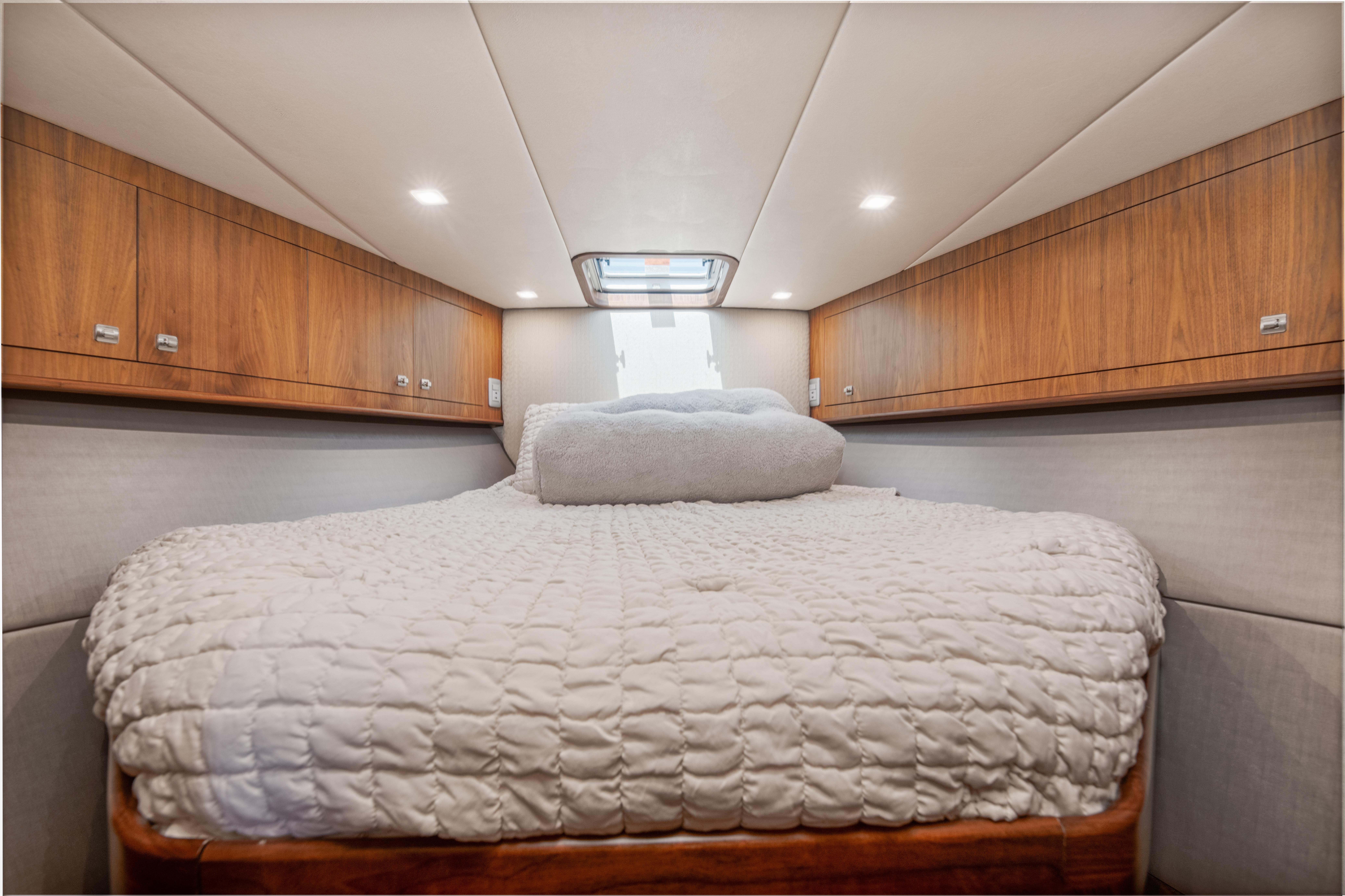 Spencer Yachts-52 Express 2019-Jet Stream MI-US-9758644 | Thumbnail