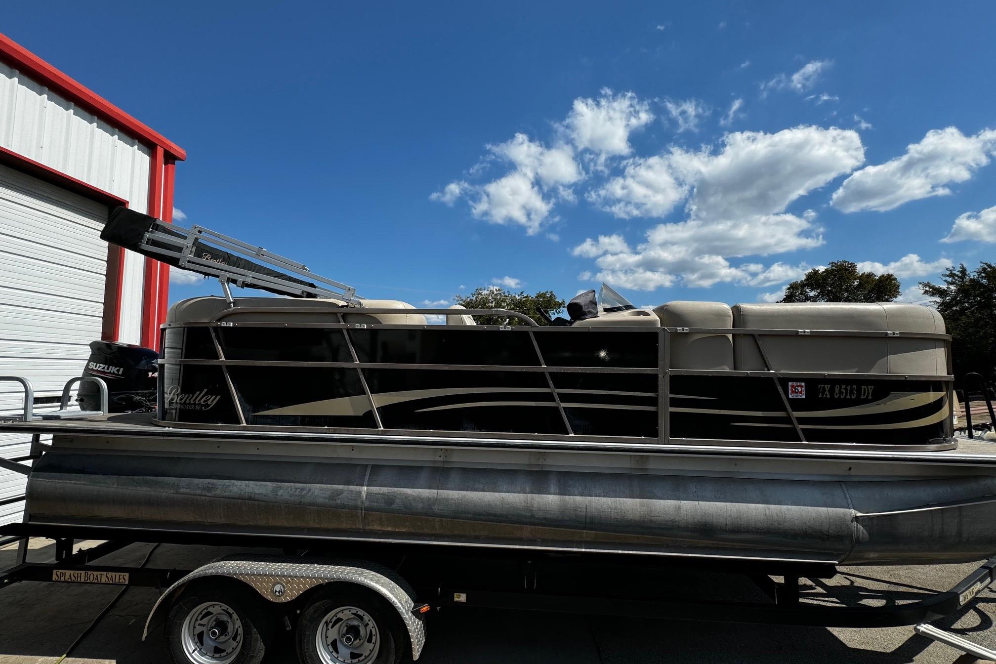 2018 Bentley Pontoons 223 NAVIGATOR-1