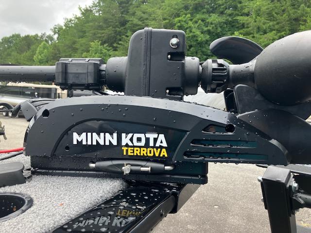 Minn Kota Terrova motor on 2014 Tracker Pro Guide V-16 WT boat, wet with raindrops.
