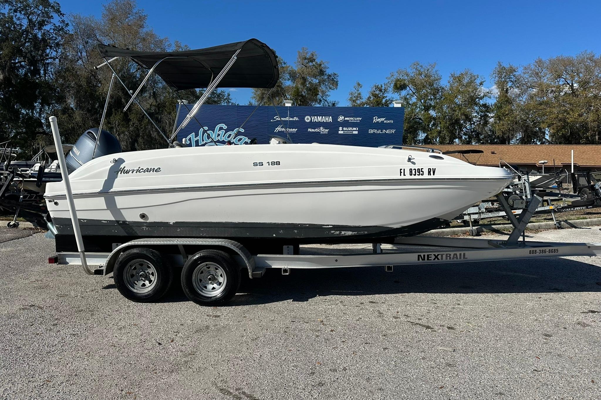 2019 Hurricane SunDeck Sport 188 OB