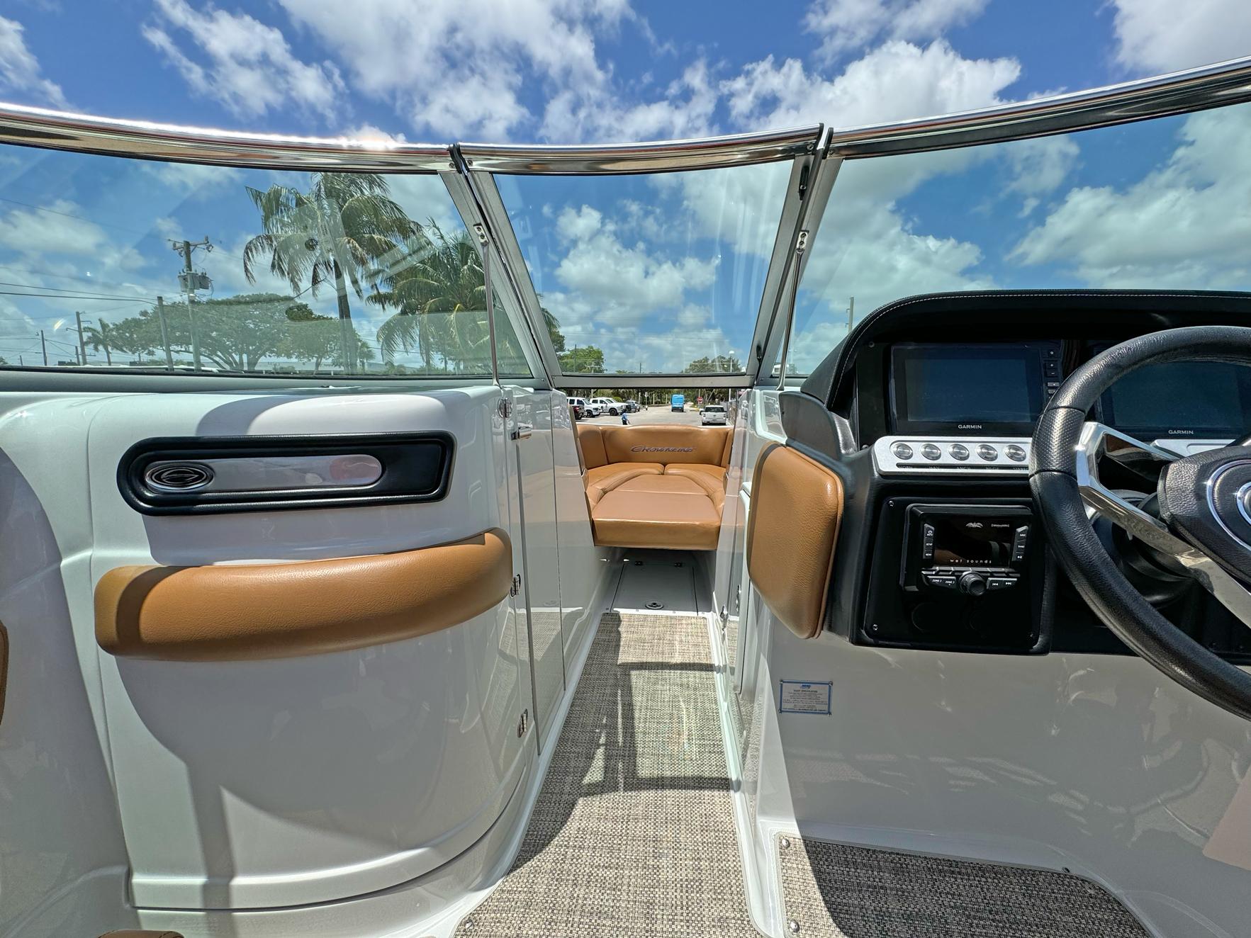 2024-crownline-290-xss-power-9508655-20250611085152412-1_XLARGE