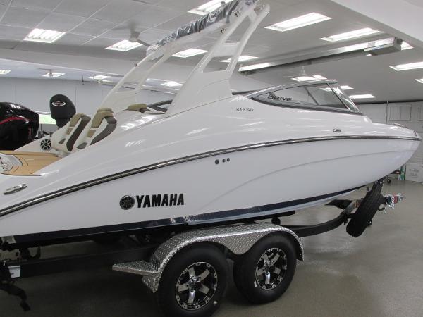 2022 Yamaha boat for sale, model of the boat is 212SD & Image # 1 of 20