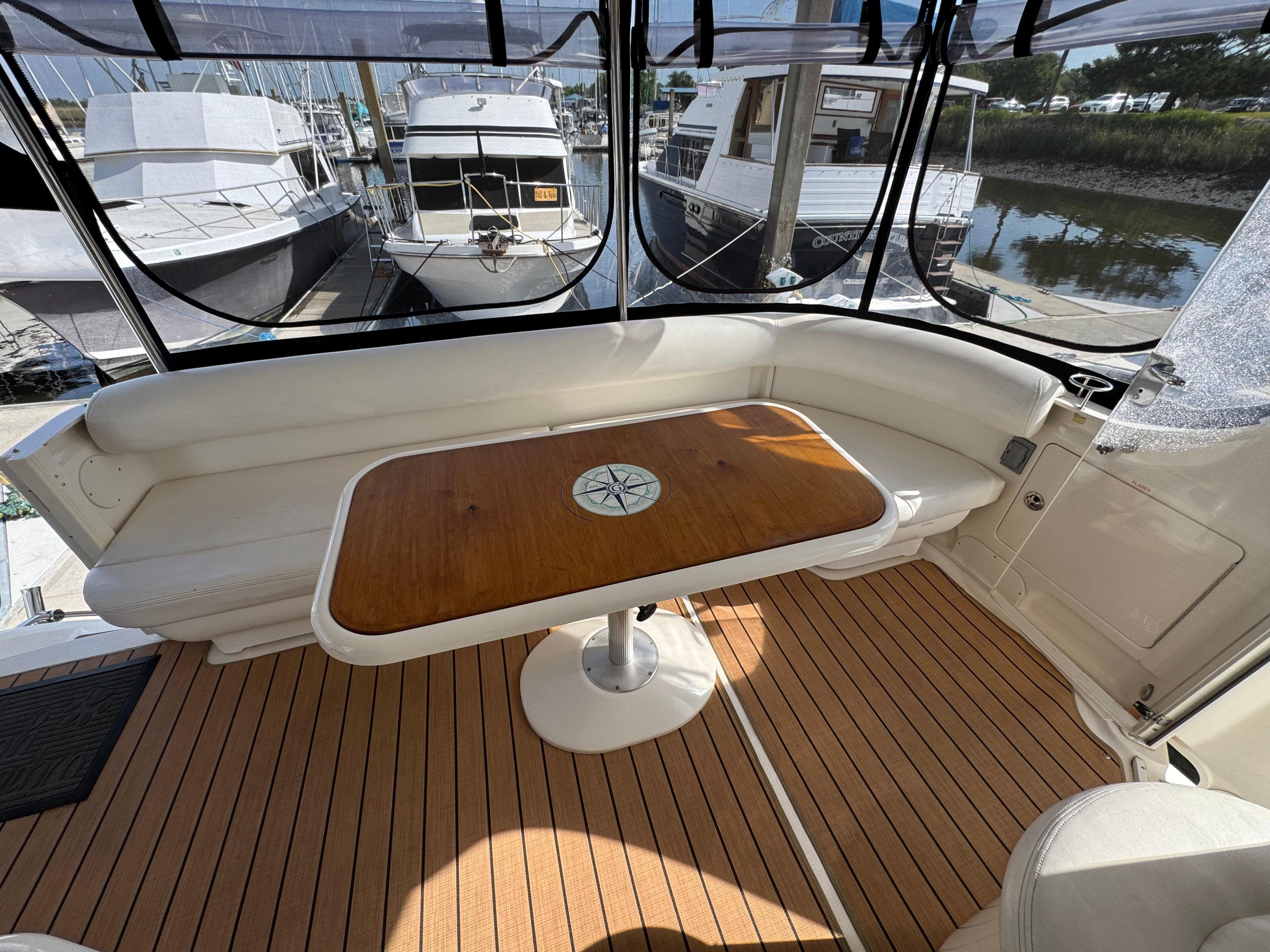 2004-sea-ray-390-motor-yacht-power-9778665-977630113-0-010520250649-10