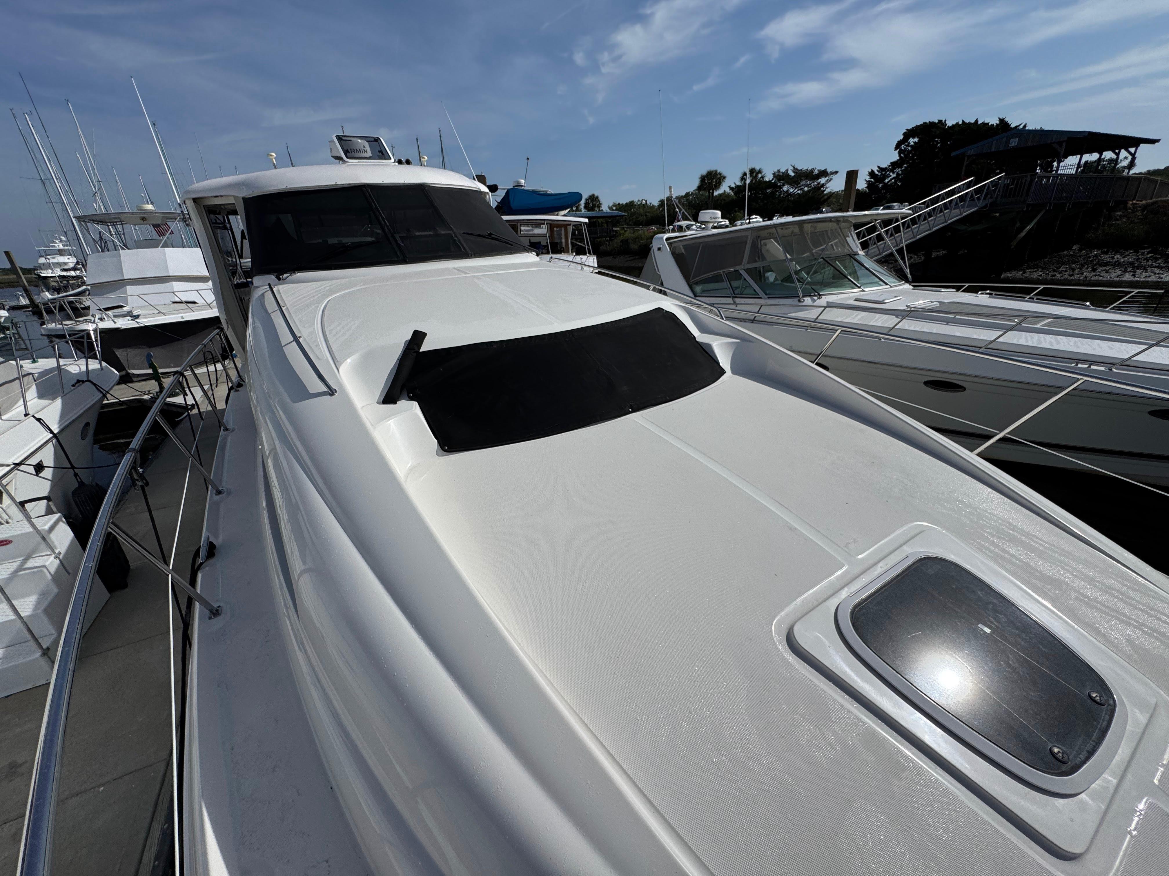 2004-sea-ray-390-motor-yacht-power-9778665-977630157-0-010520250651-54