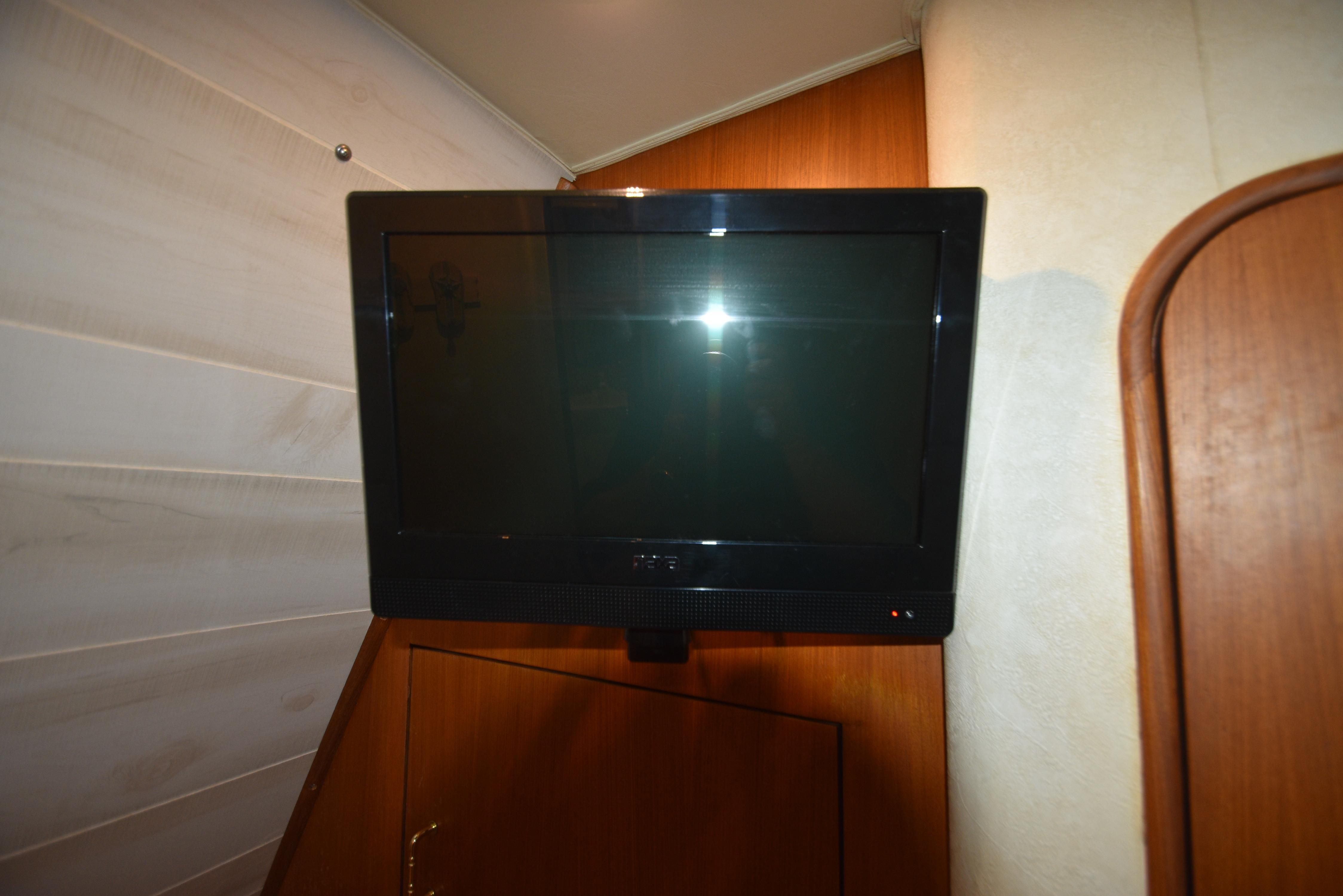 2000-ocean-yachts-43-super-sport-power-9758666-20250414134907366-1_XLARGE