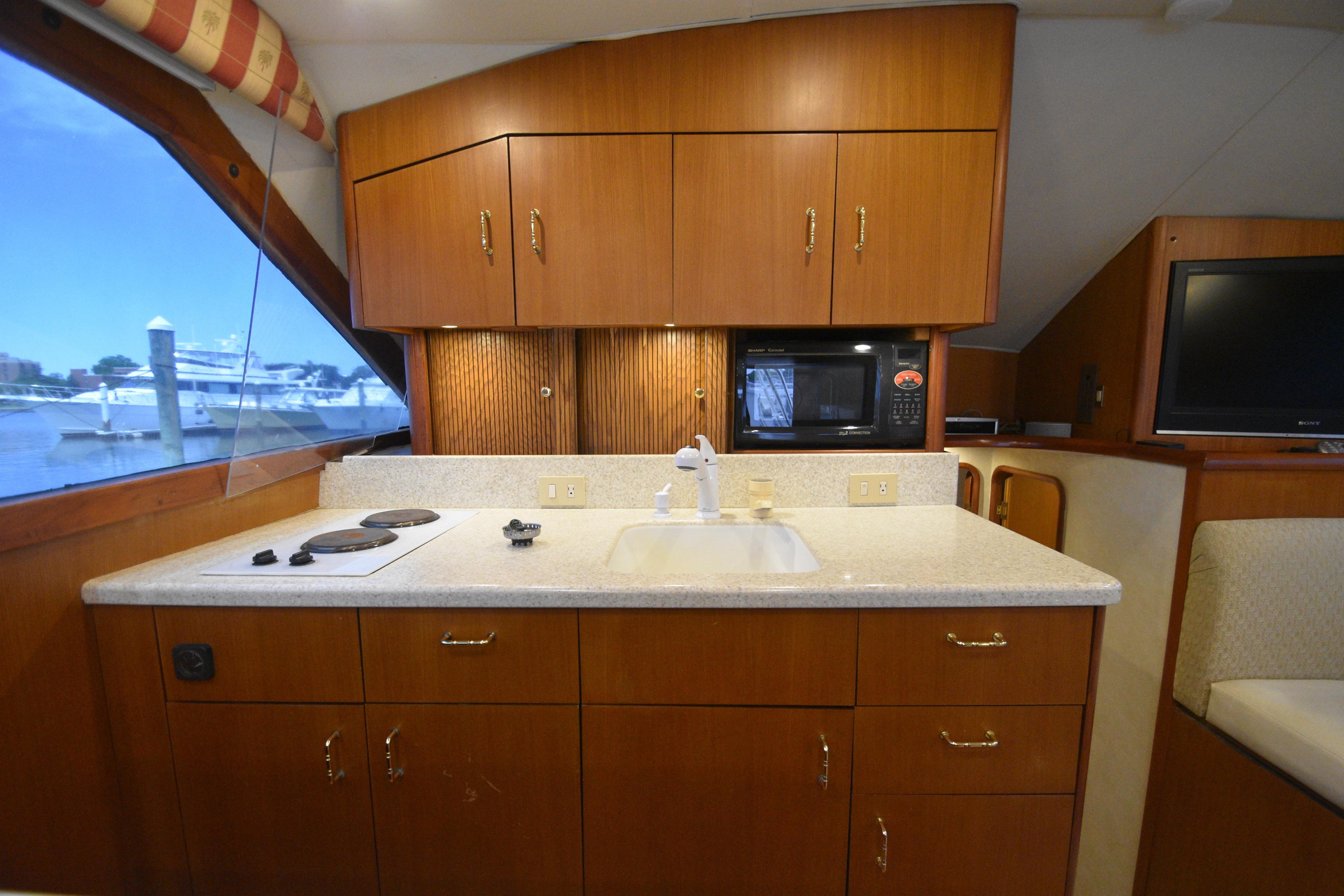 2000-ocean-yachts-43-super-sport-power-9758666-20250414135010600-1_XLARGE