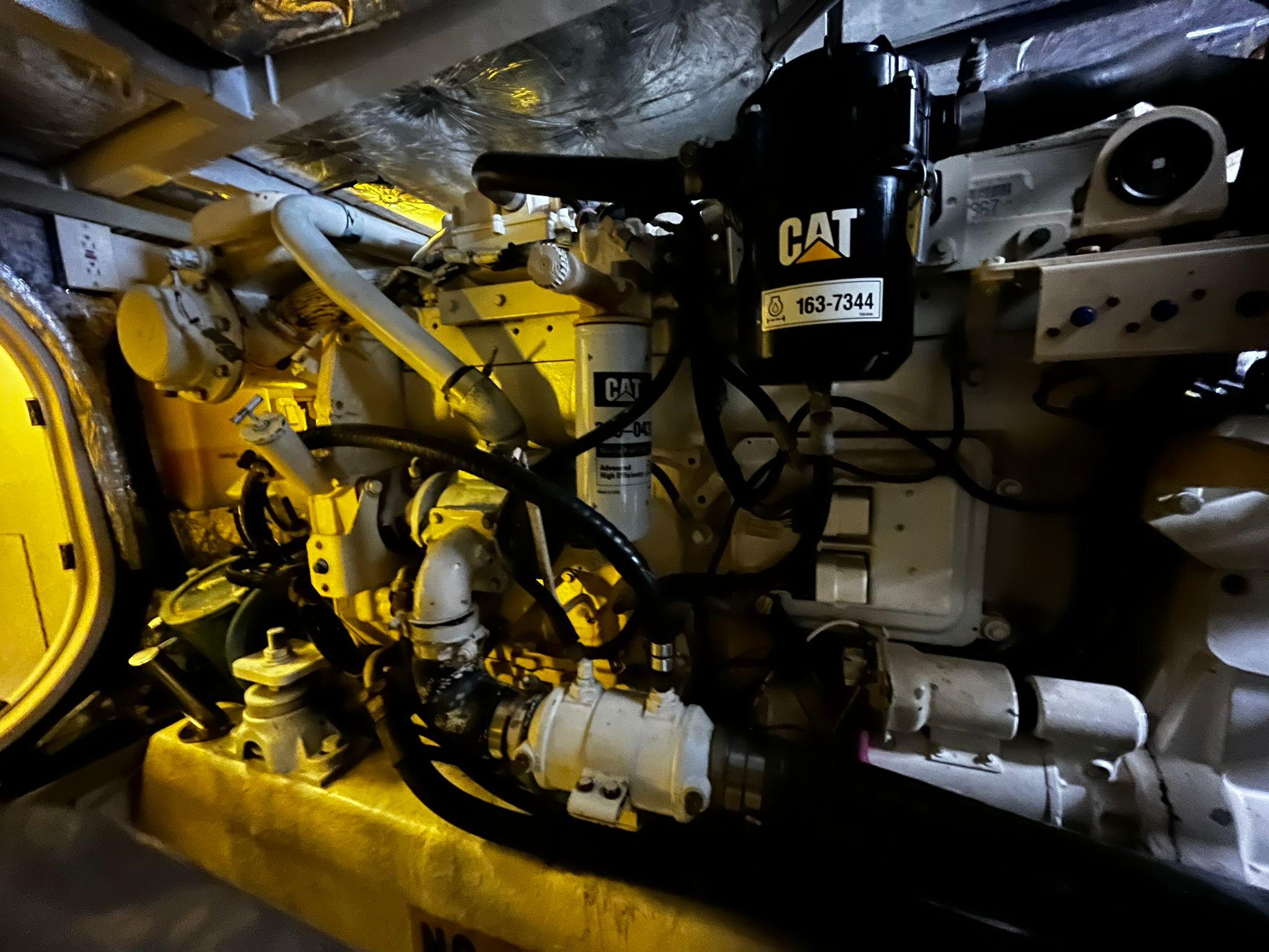 Fairline-Squadron 55 2001 -FL-US-Engine room of a 2001 Fairline Squadron 55 yacht with CAT machinery.-9778674 | Thumbnail