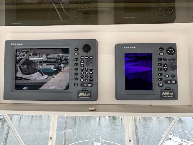 2003-luhrs-40-convertible-power-9788674-978030936-0-090520251031-21