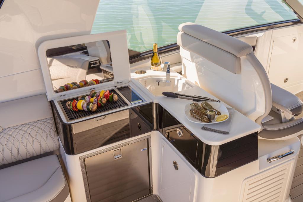 2025-sea-ray-sundancer-370-outboard-power-9388677-971409681-0-301120241301-25