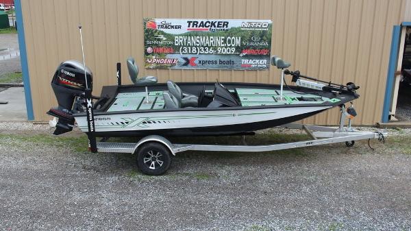 2021 Xpress boat for sale, model of the boat is X18 Pro & Image # 1 of 11