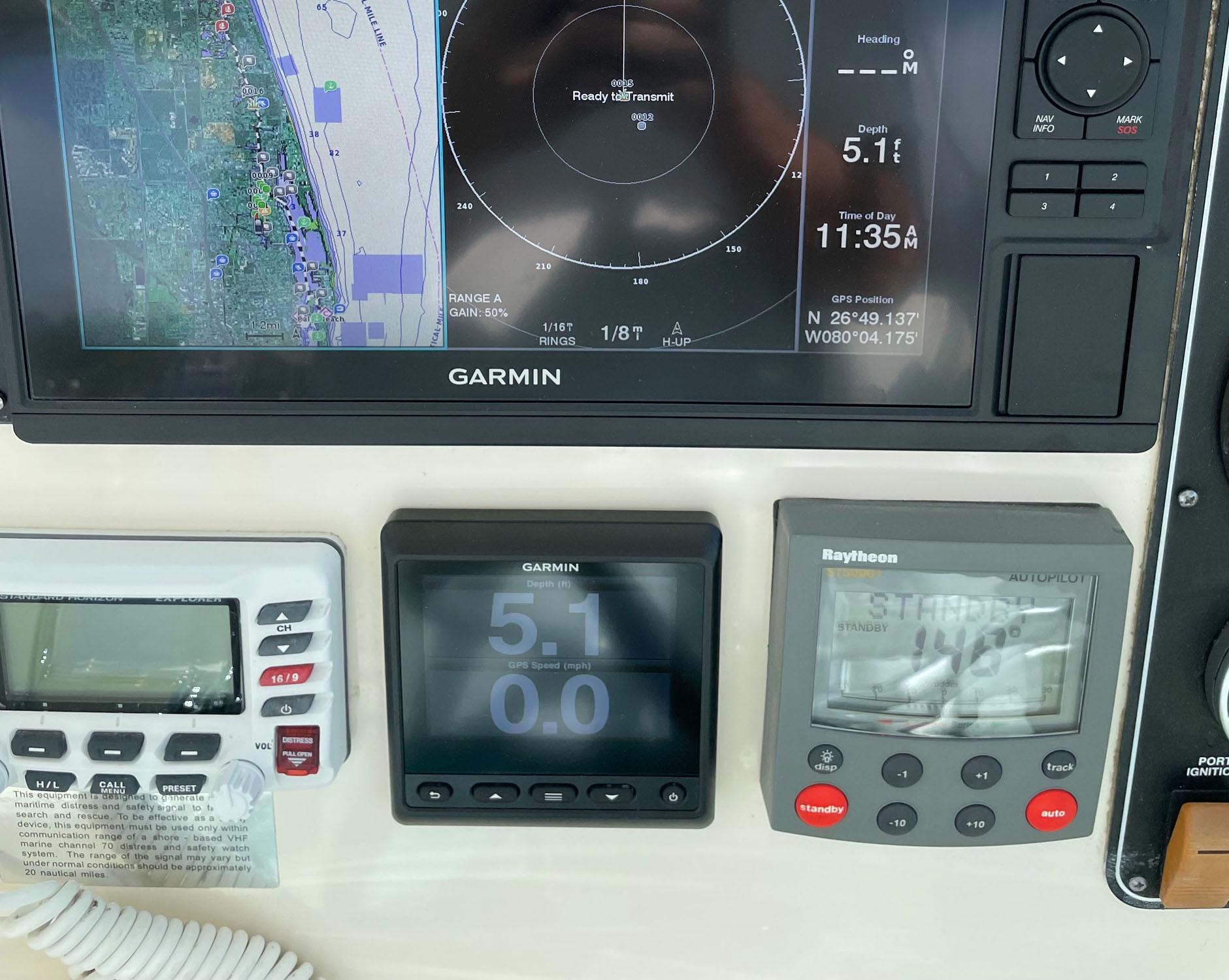 VHF, Garmin, Raytheon Autopilot