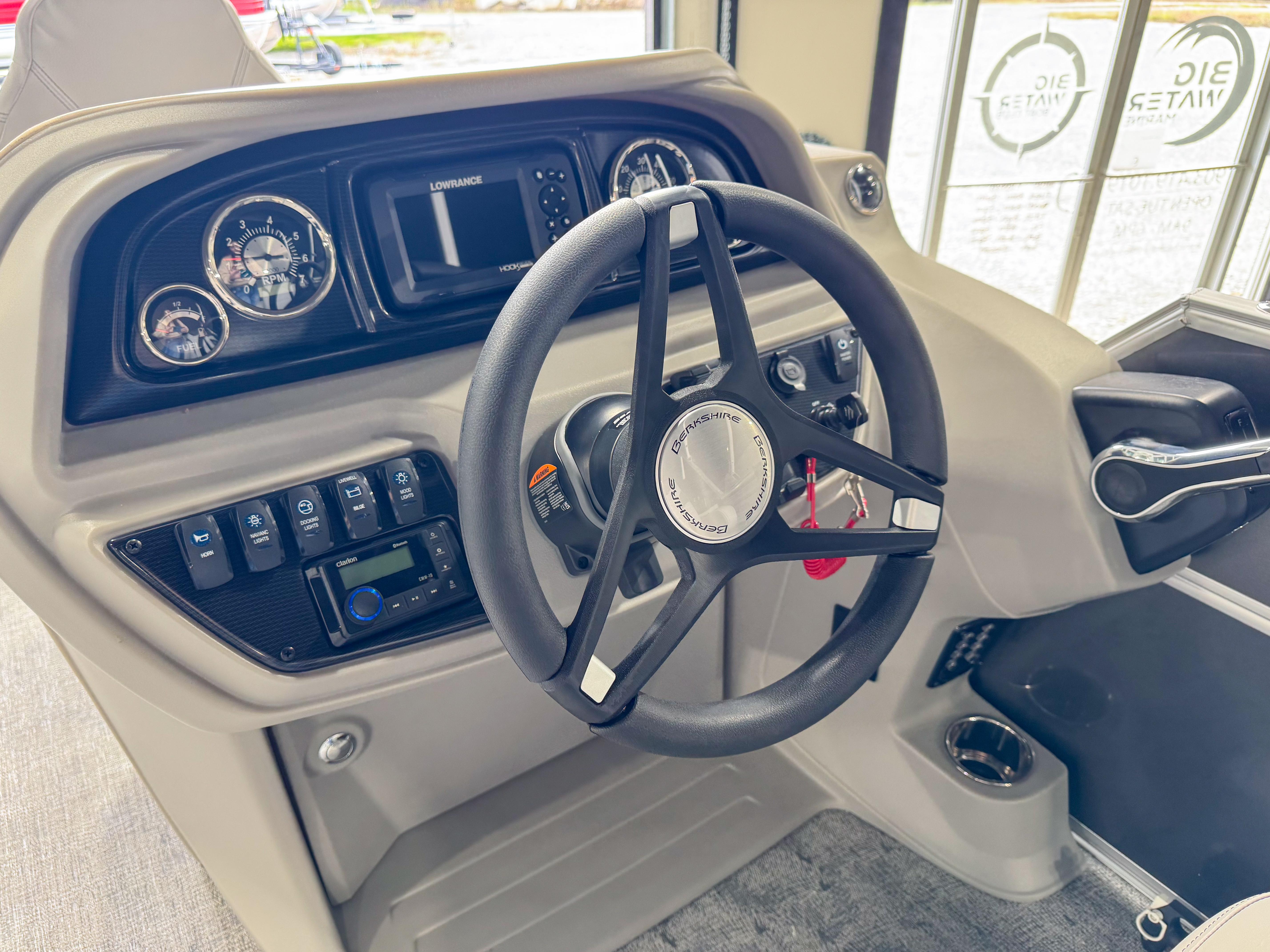 2025 Berkshire 20A LE / Suzuki 115 - Image 9