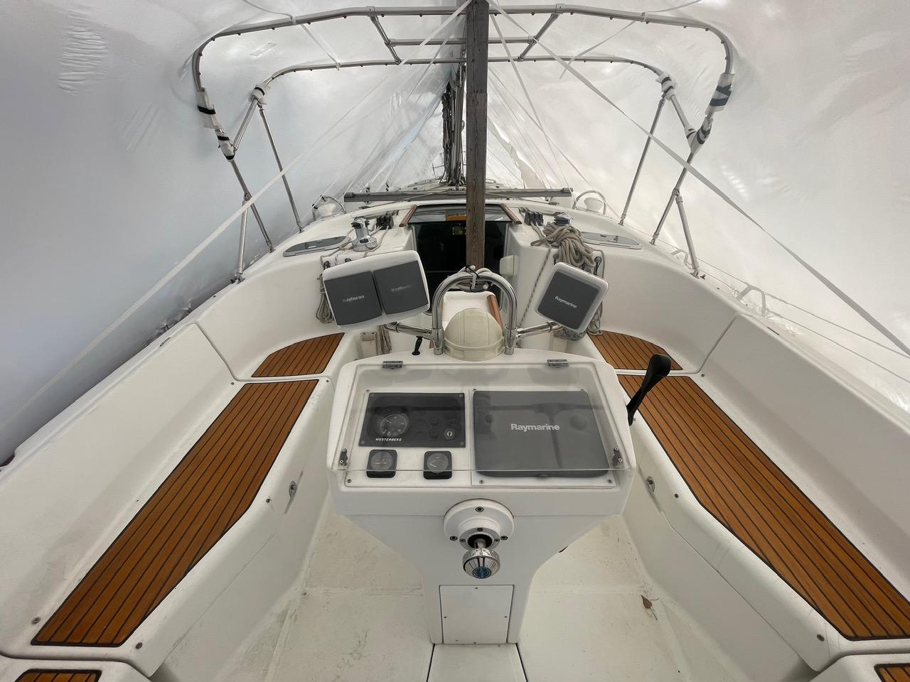 Yacht Photos Pics