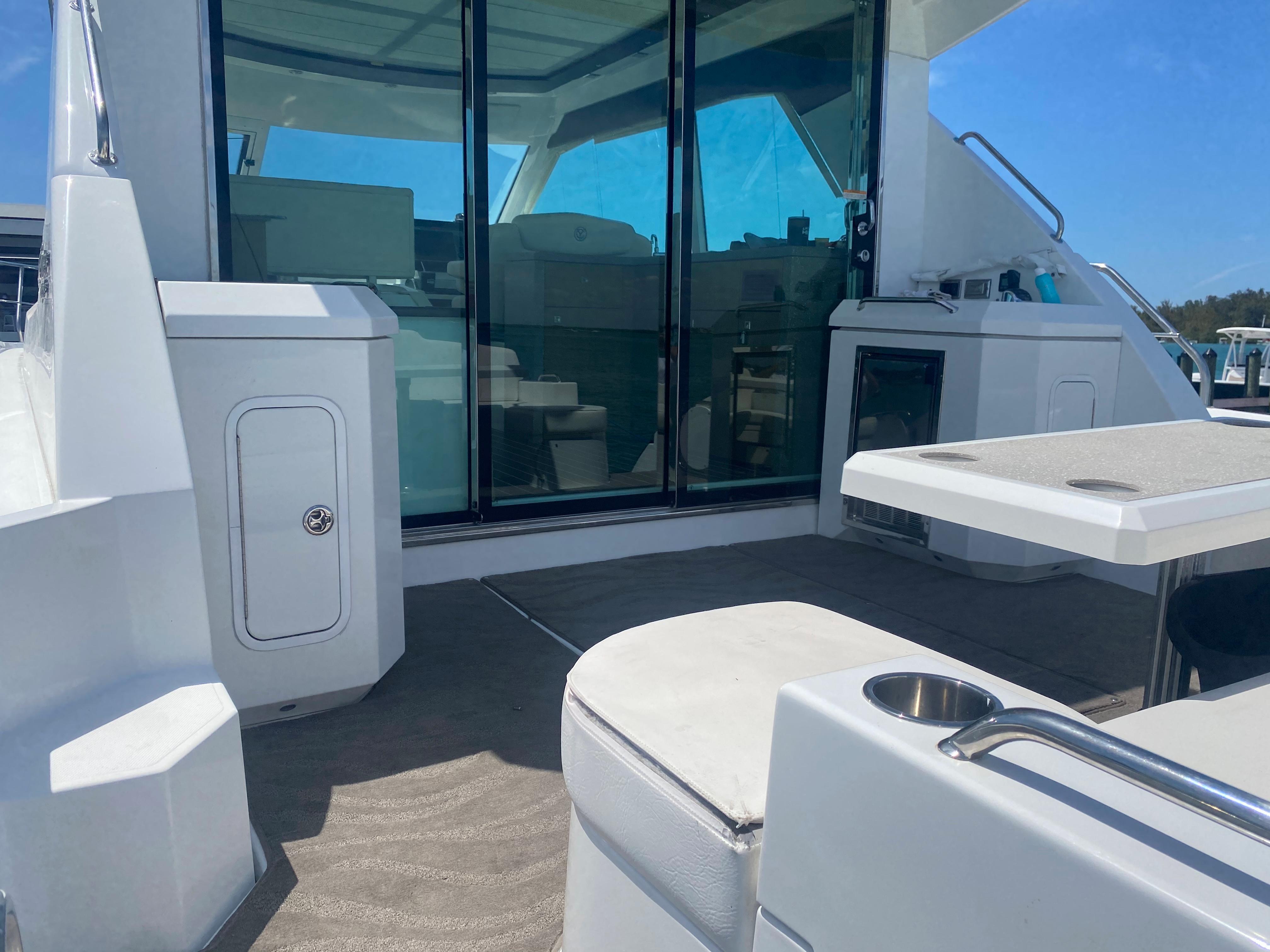 2012-cruisers-yachts-48-cantius-power-9848687-983616500-0-230620250457-9