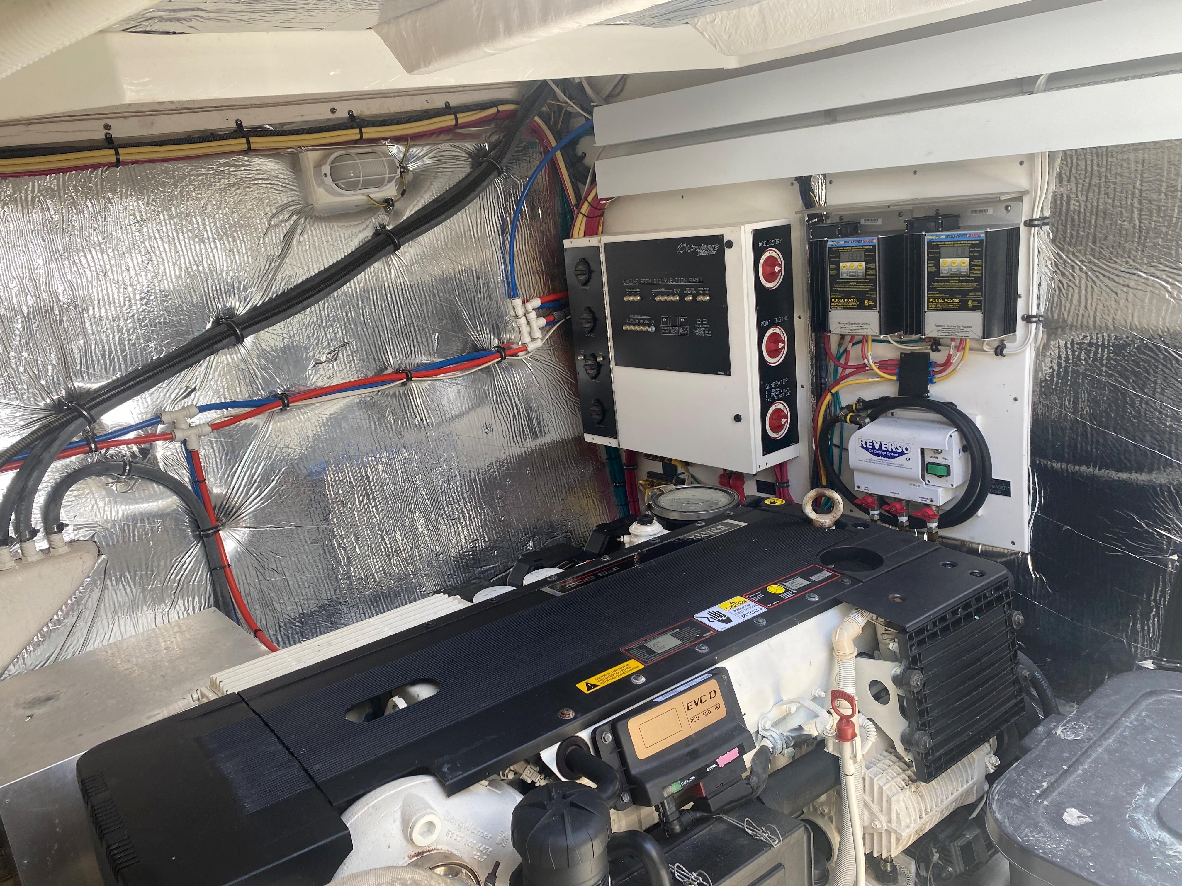2012-cruisers-yachts-48-cantius-power-9848687-983616571-0-230620250500-72