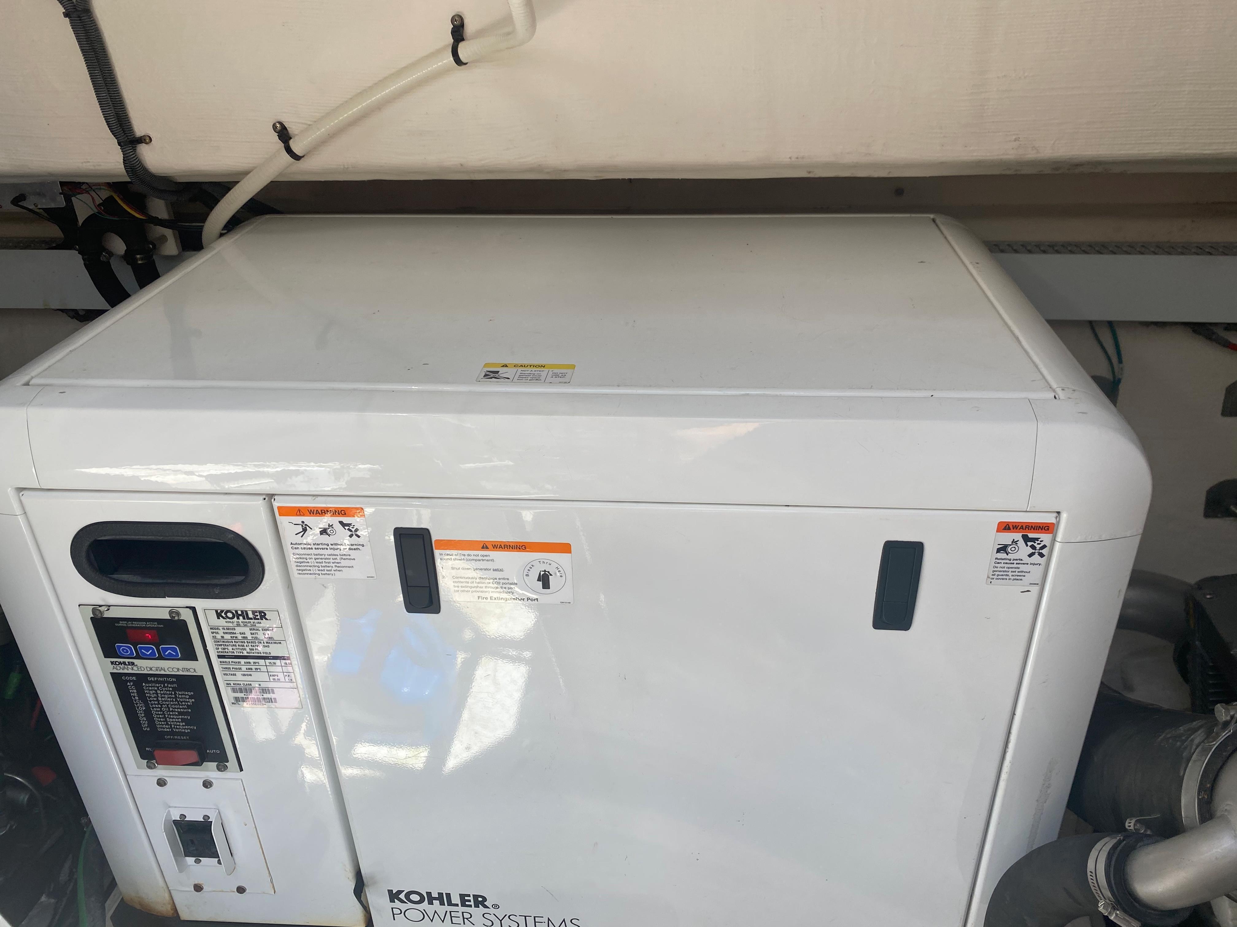 2012-cruisers-yachts-48-cantius-power-9848687-983616573-0-230620250500-74