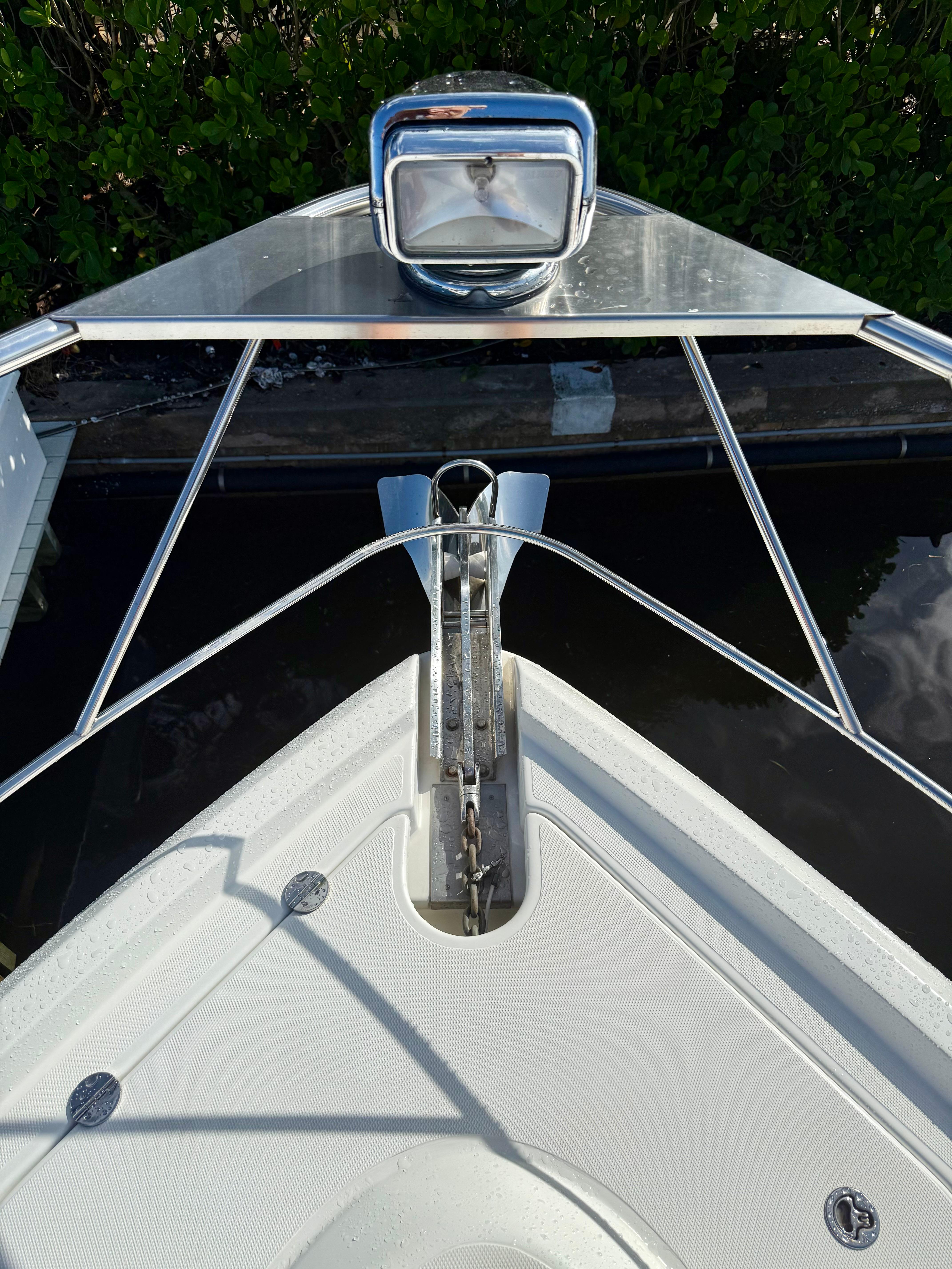 2012-cruisers-yachts-48-cantius-power-9848687-985532338-0-080720250958-15