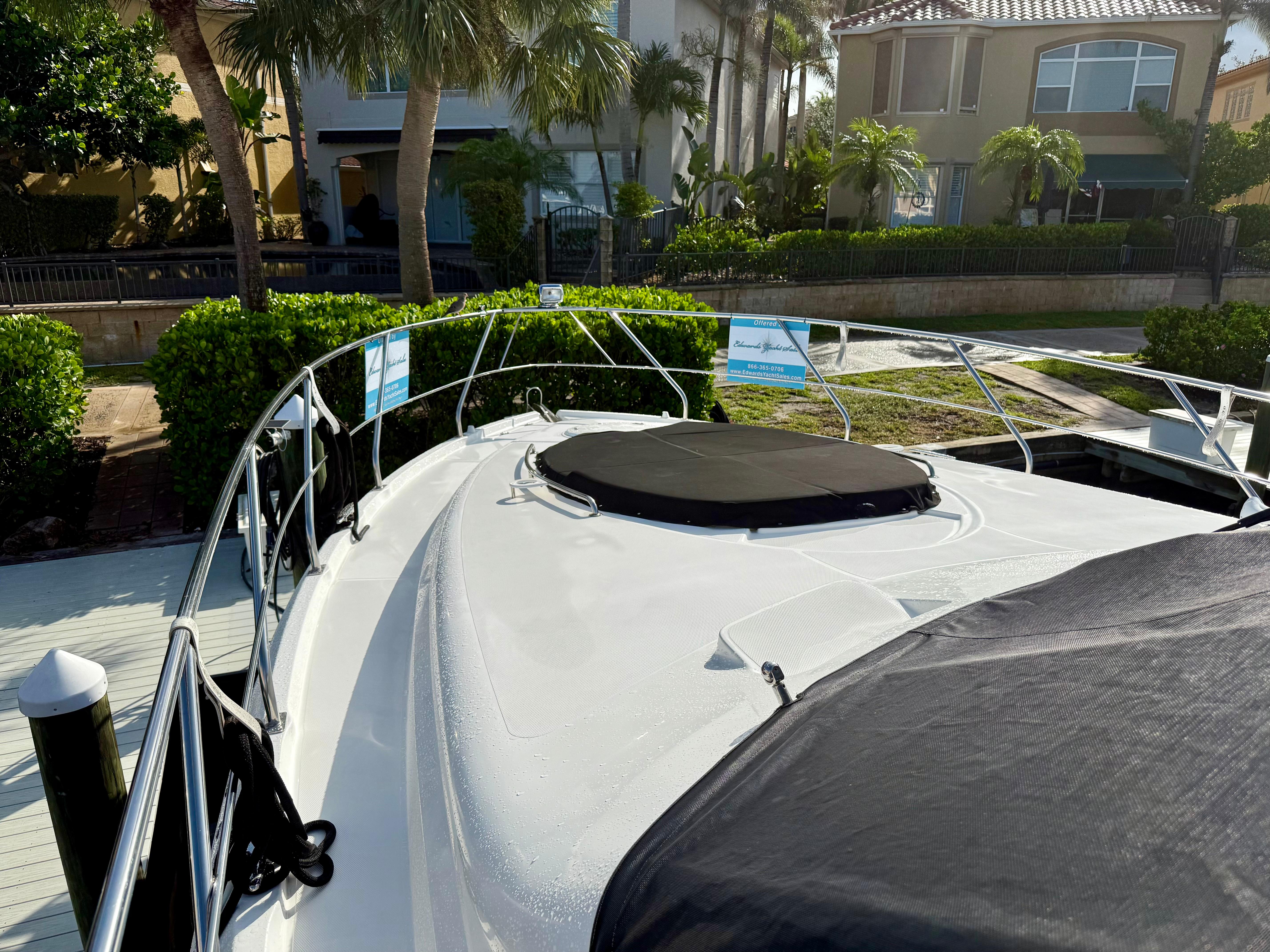2012-cruisers-yachts-48-cantius-power-9848687-985532340-0-080720250958-14