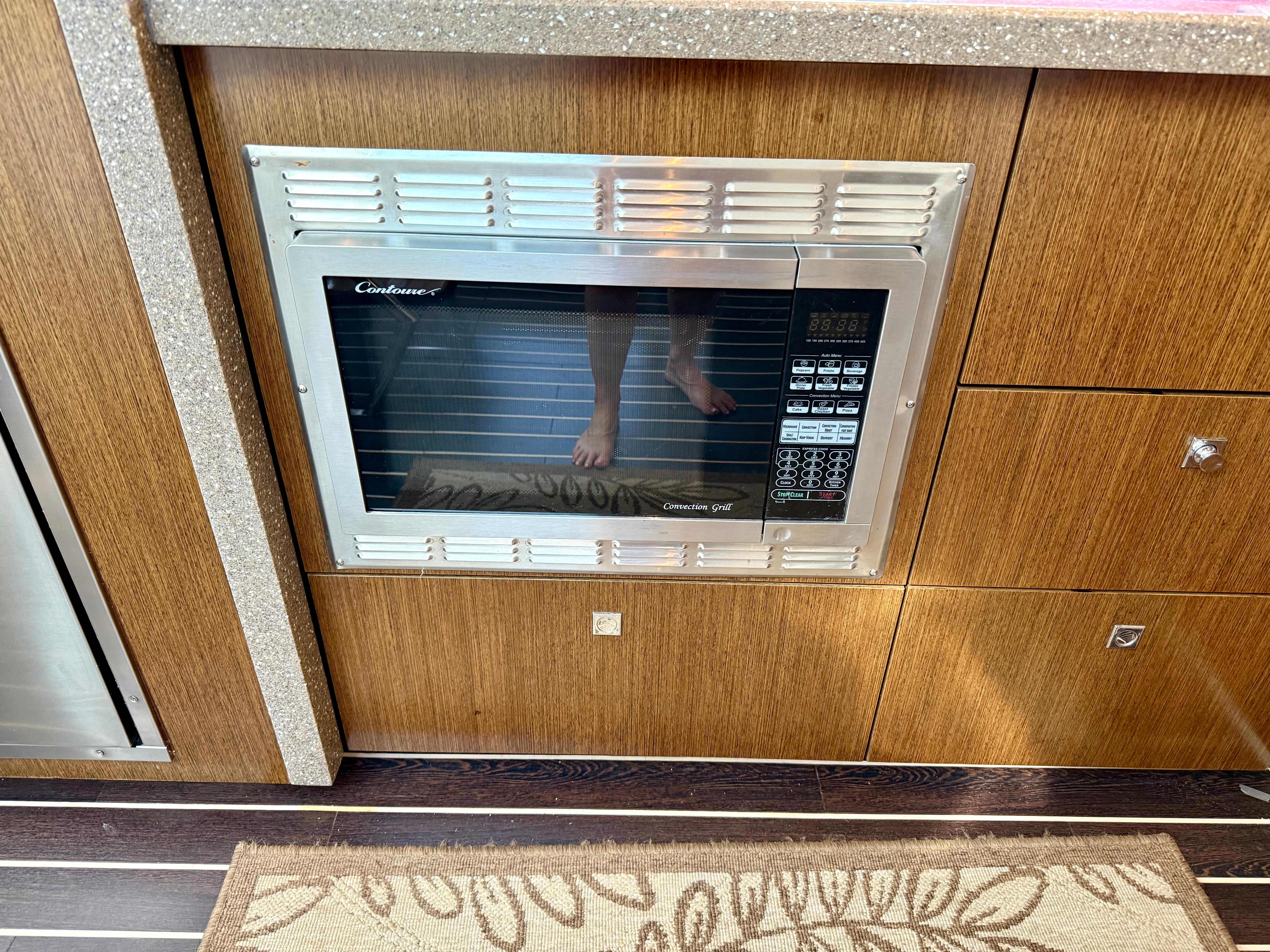 2012-cruisers-yachts-48-cantius-power-9848687-985533372-0-080720251006-61