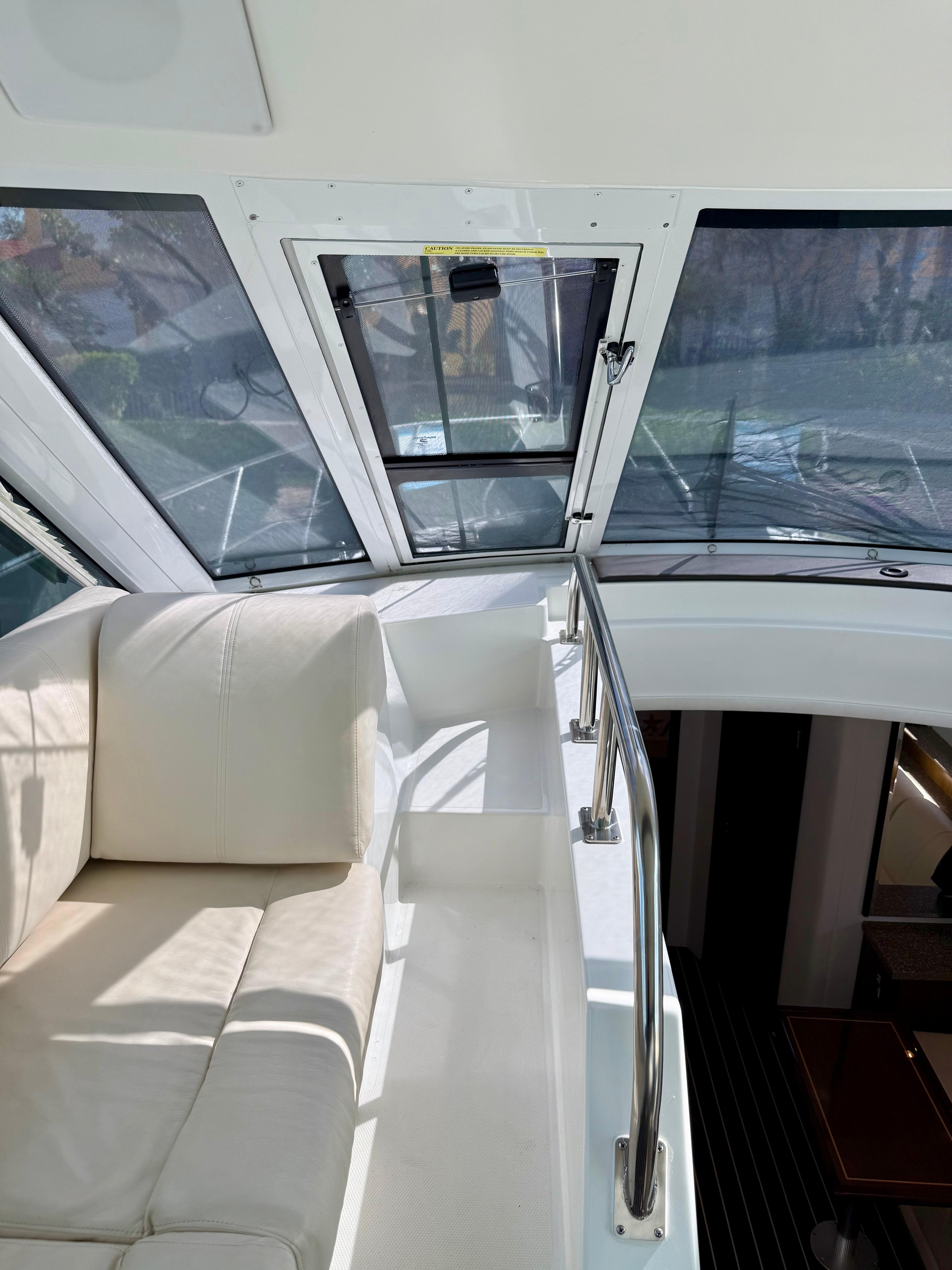 2012-cruisers-yachts-48-cantius-power-9848687-985533725-0-080720251015-84