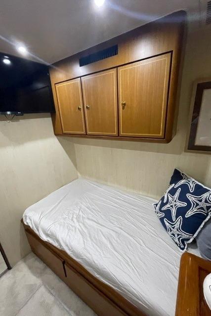 Ocean 57 NANA - Guest Stateroom Berth & TV