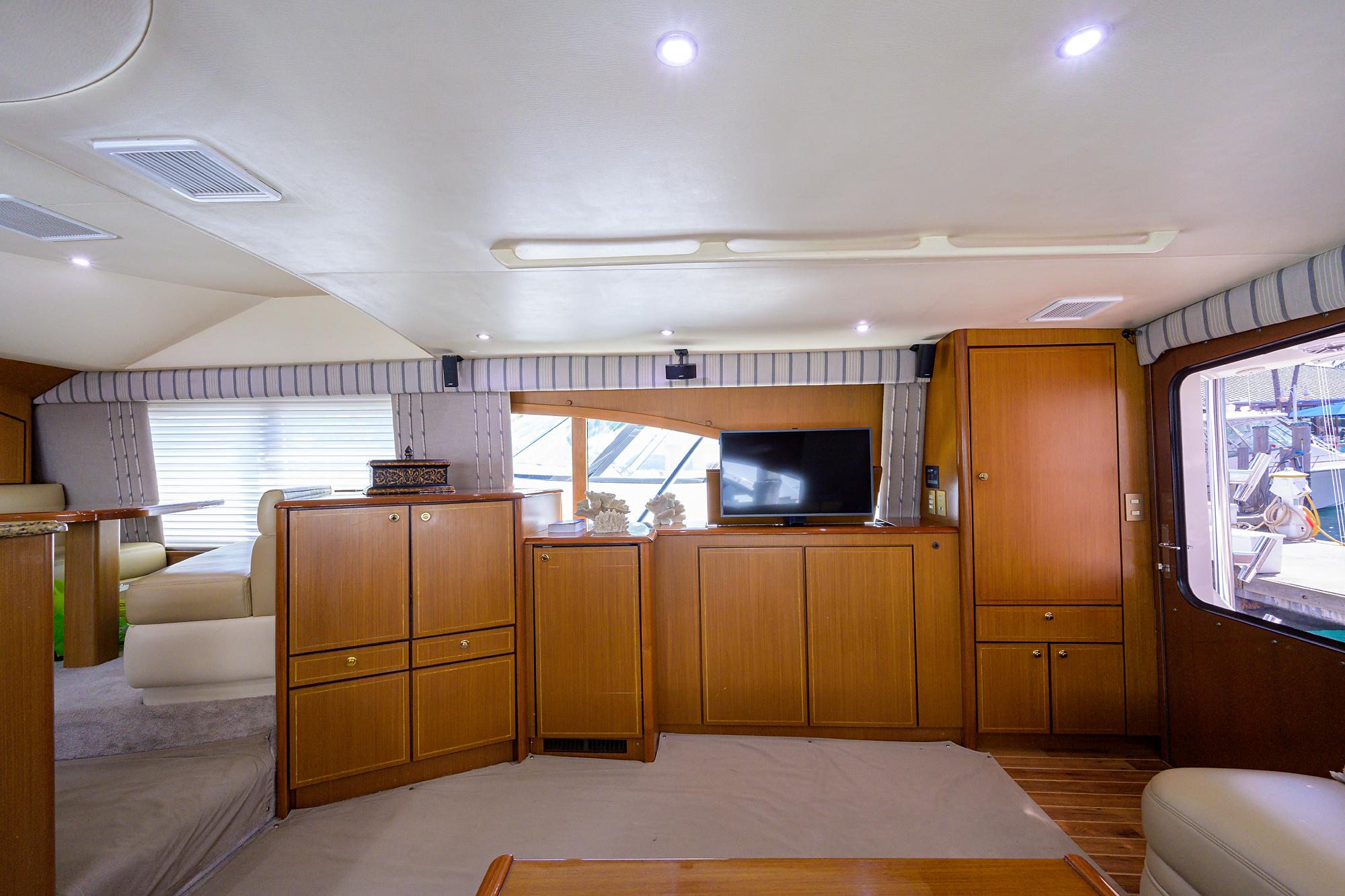 2006 Ocean 57 enclosed bridge