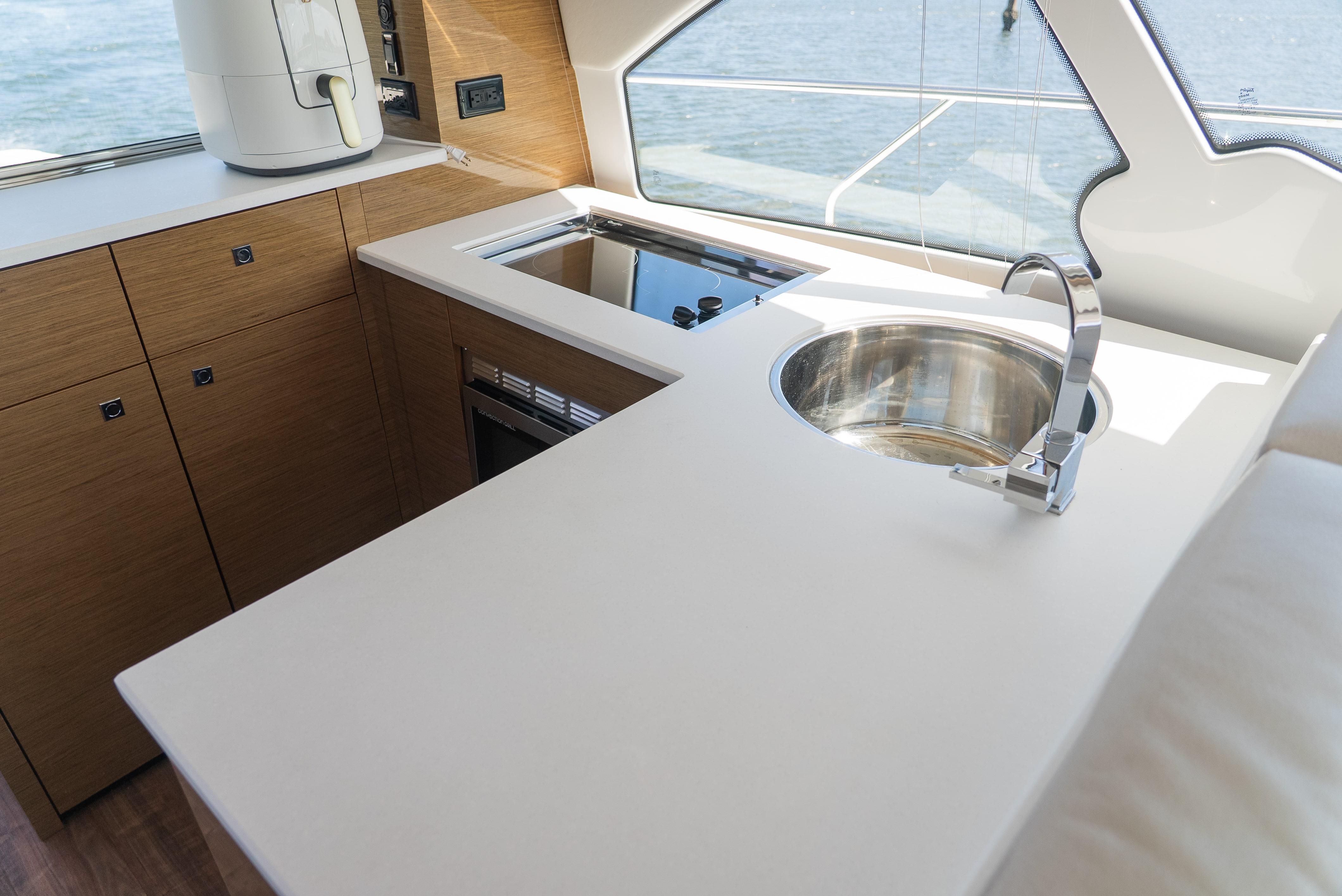 Cruisers Yachts-50 Cantius 2018-DUKE FL-US-9758695 | Thumbnail