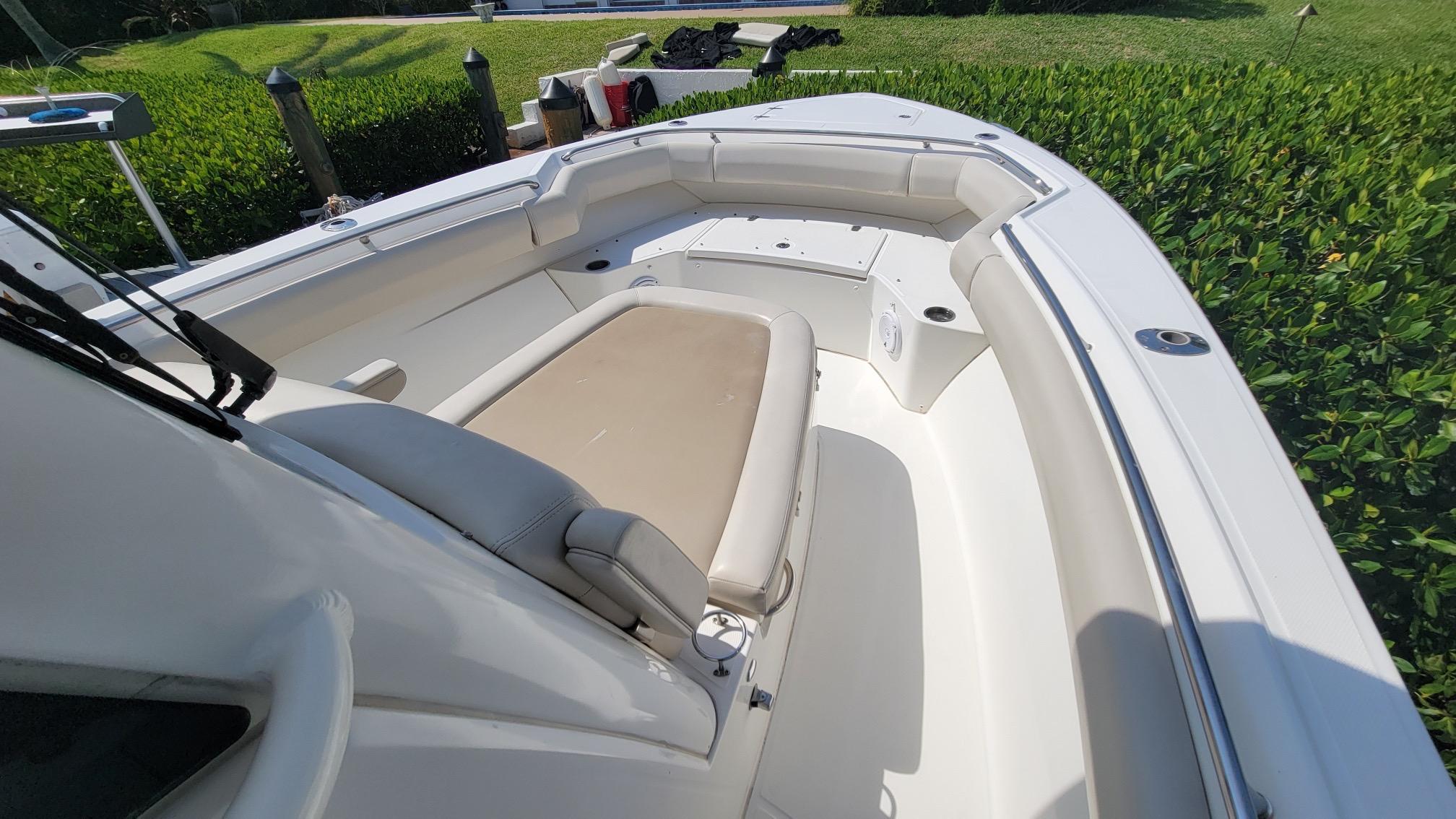 2020-boston-whaler-280-outrage-power-9818697-20250528204907460-1_XLARGE